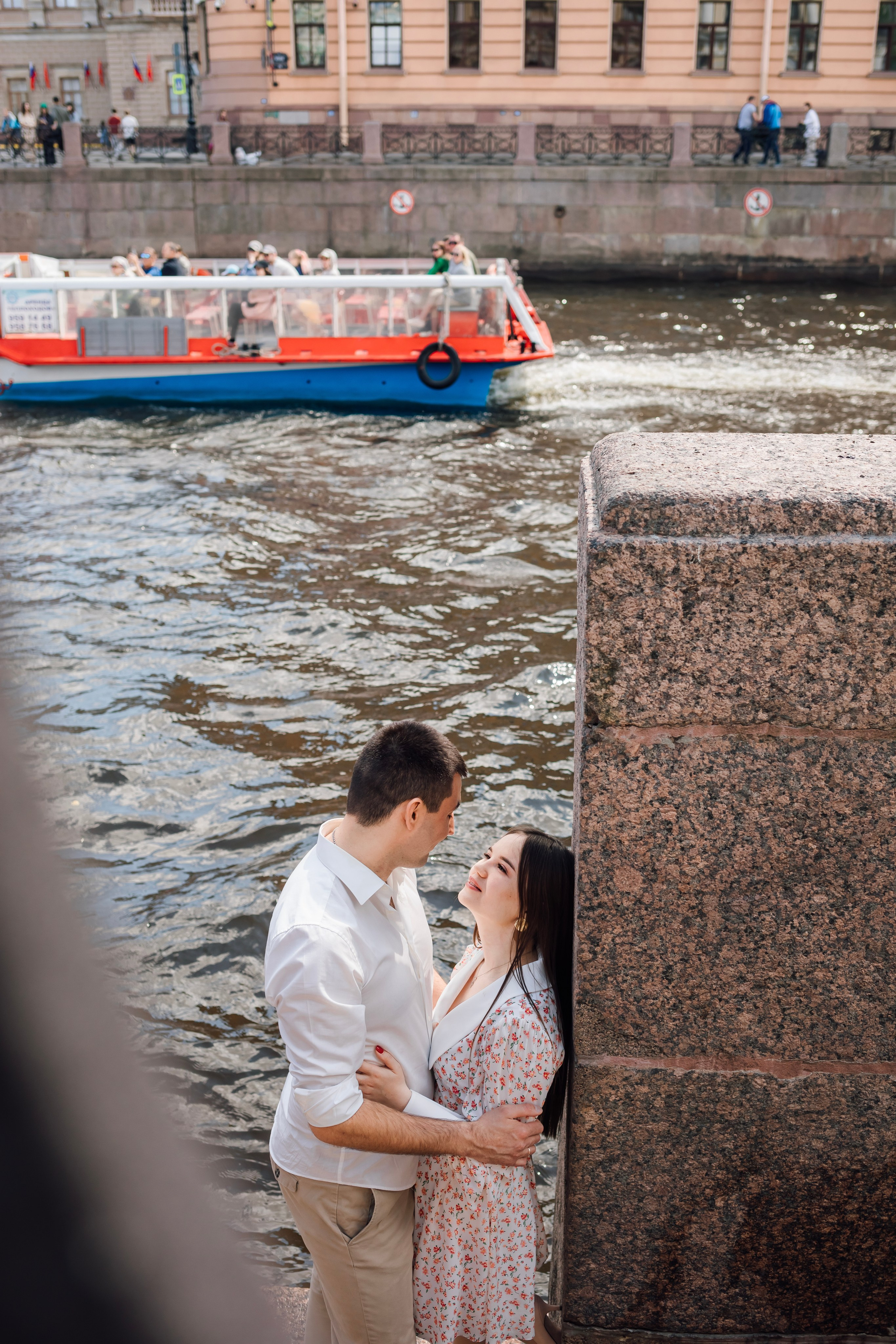 Фотосессии love-story в Москве. Свадебный и семейный фотограф в Москве Евгения Лисина