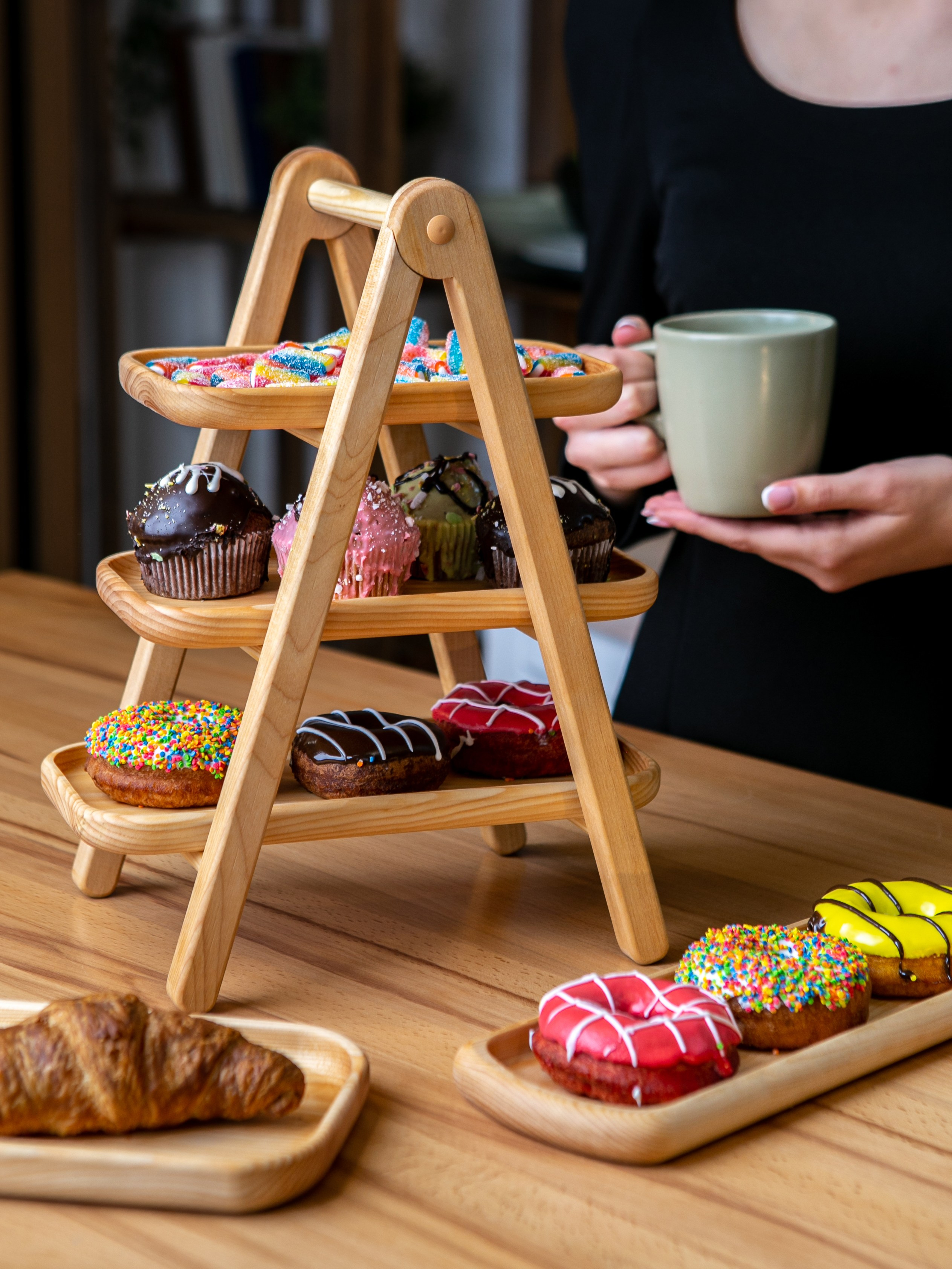 Подносы и этажерки. Контент фотограф, съемка для маркетплейсов, фуд съемка и репортажи в Новосибирске Ралия Галеева