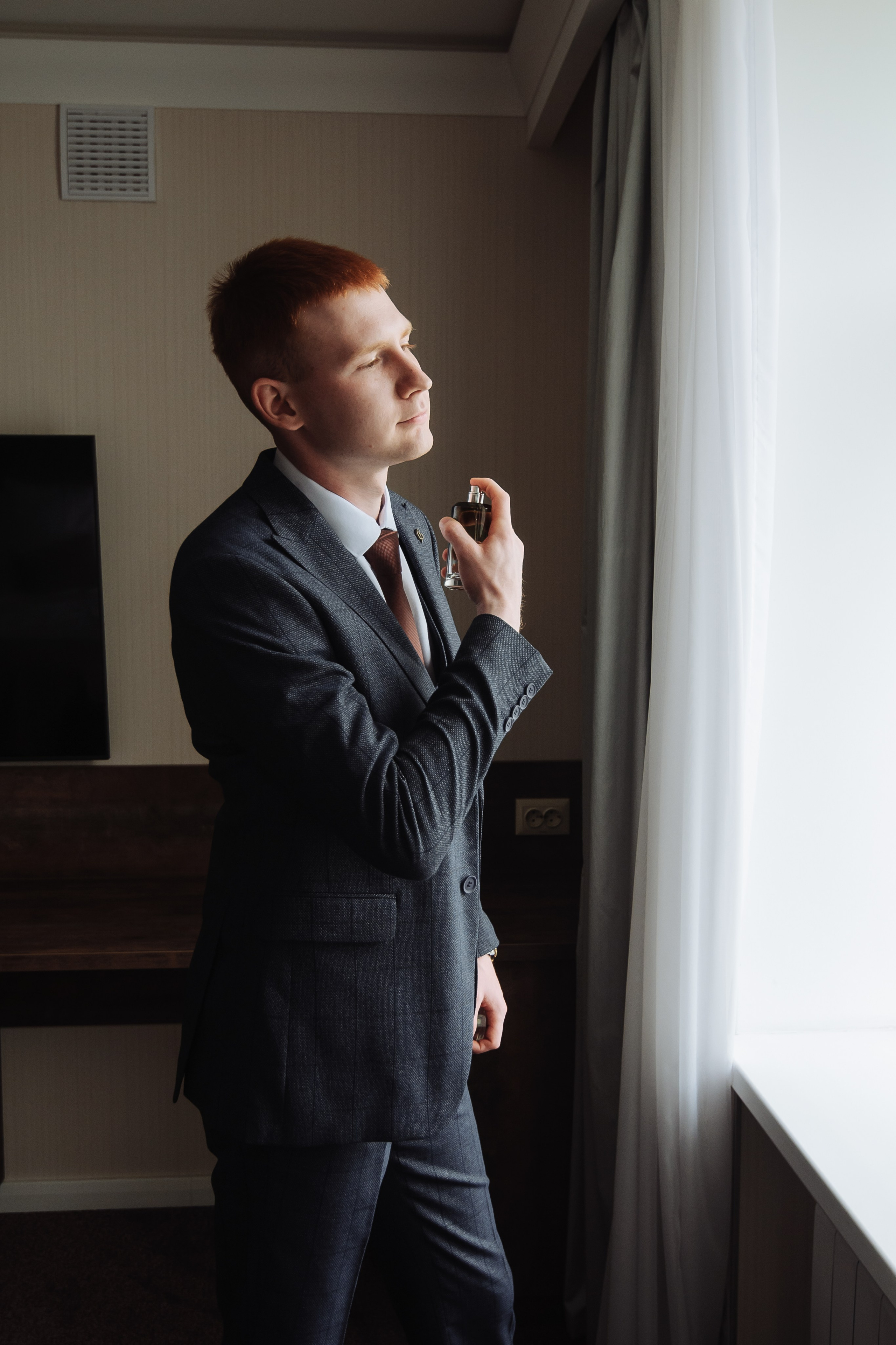 Свадебная съёмка для Ирины и Николая. Сборы в отеле. Свадебный и семейный фотограф г. Ярославль Савинская Анастасия