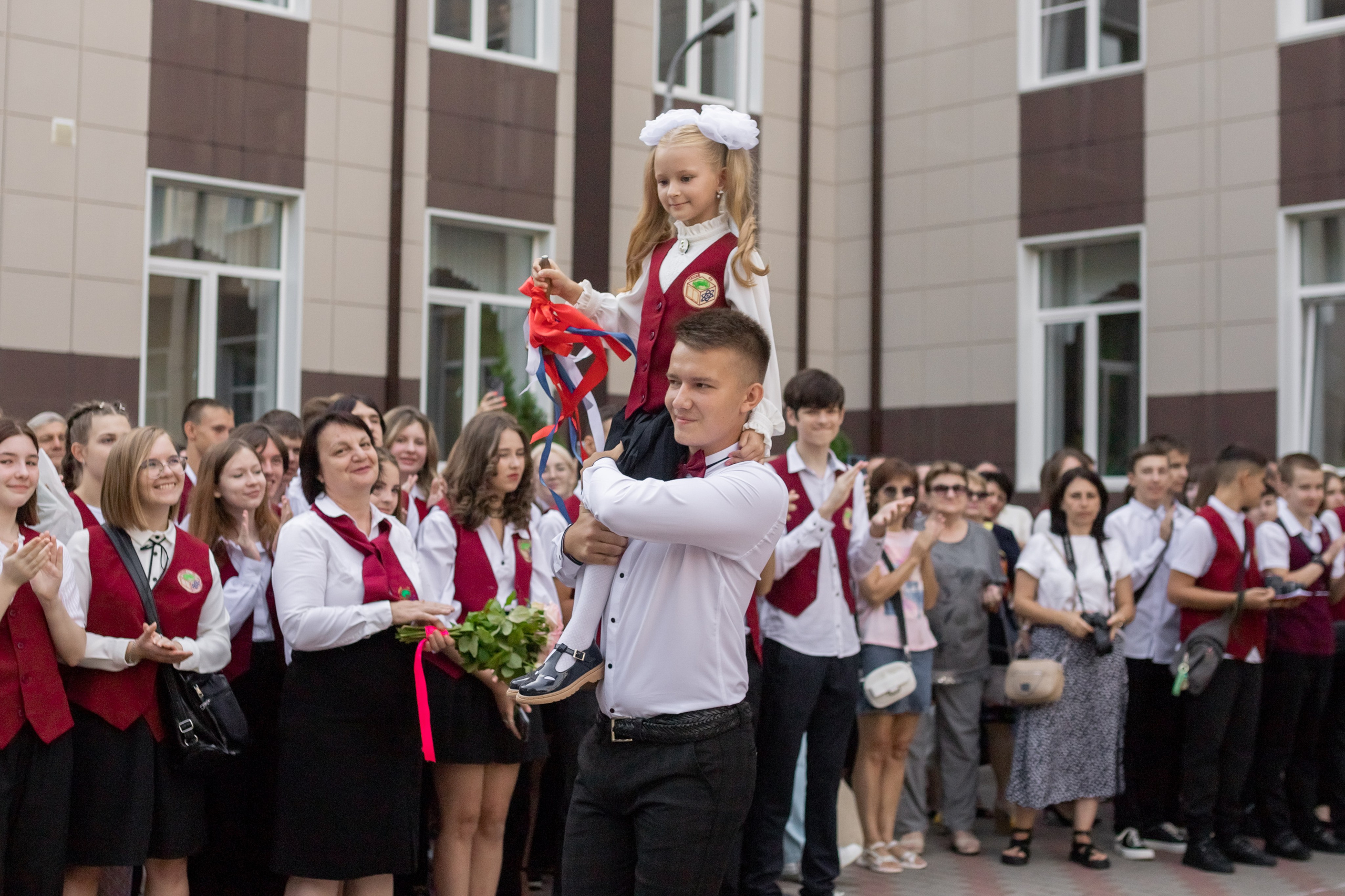 1 сентября. Олеся Семейская свадебный и семейный фотограф в Ростове-на-Дону