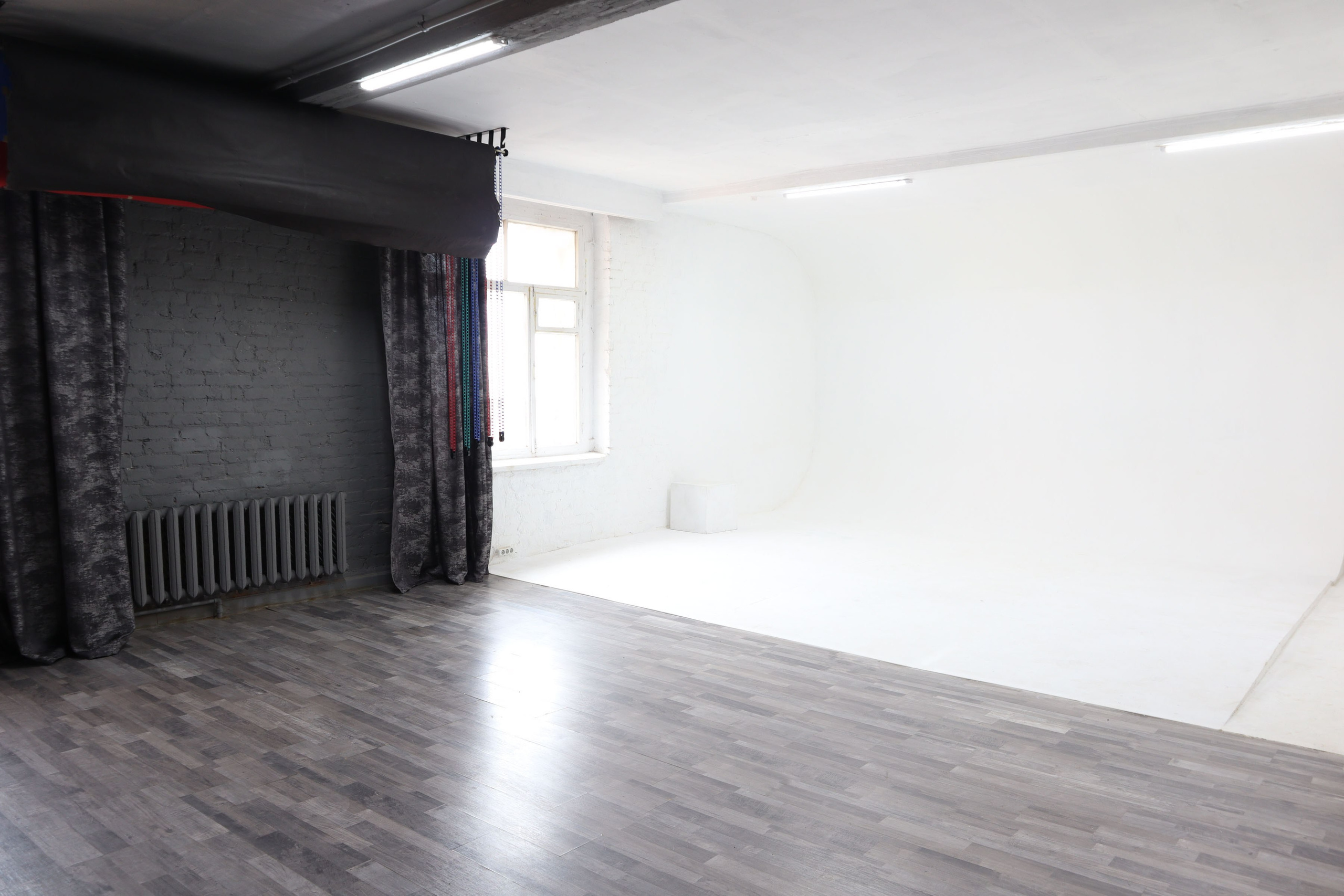 Зал «Модерн». Фотостудия в Рыбинске Destination Studio