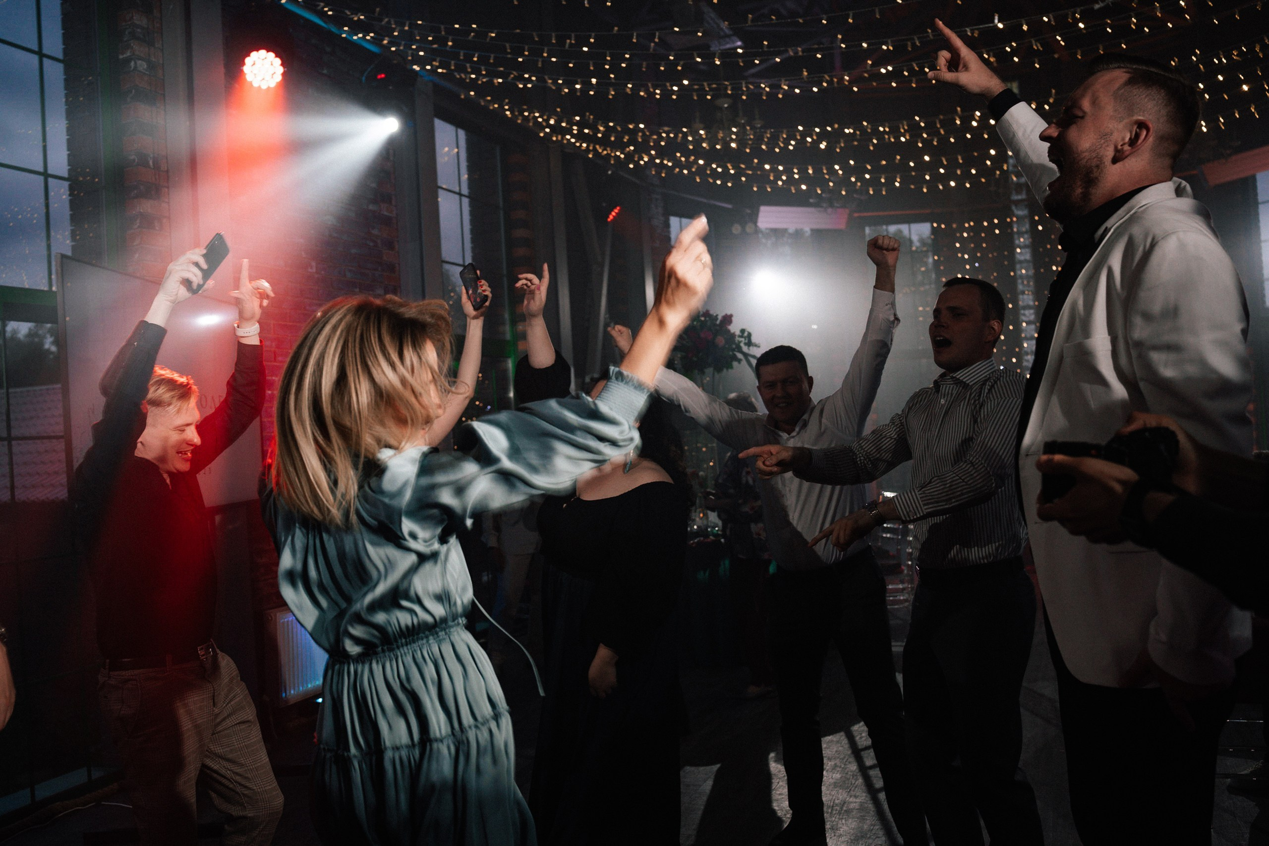 Свадебная фотосессия в Loft «Manhattan» в Пучково. Свадебный фотограф в Пучково