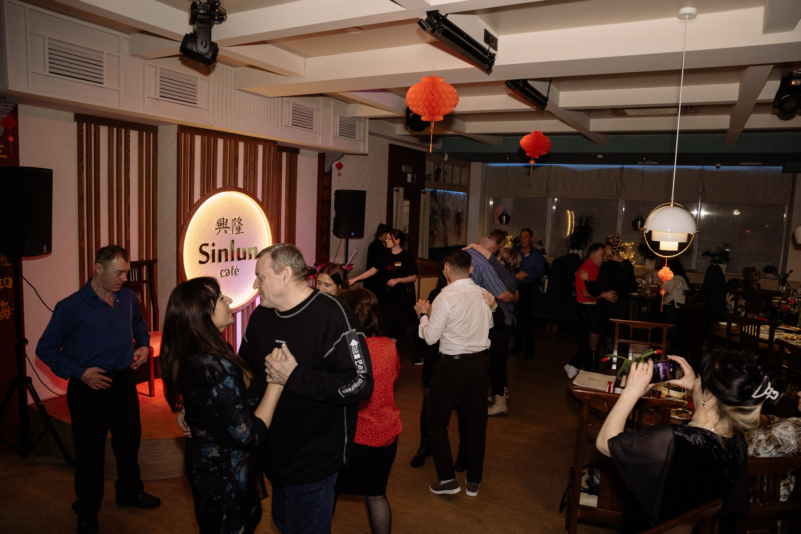 Вечеринка в кафе Sinlun. Фотограф Юлия Мальцева