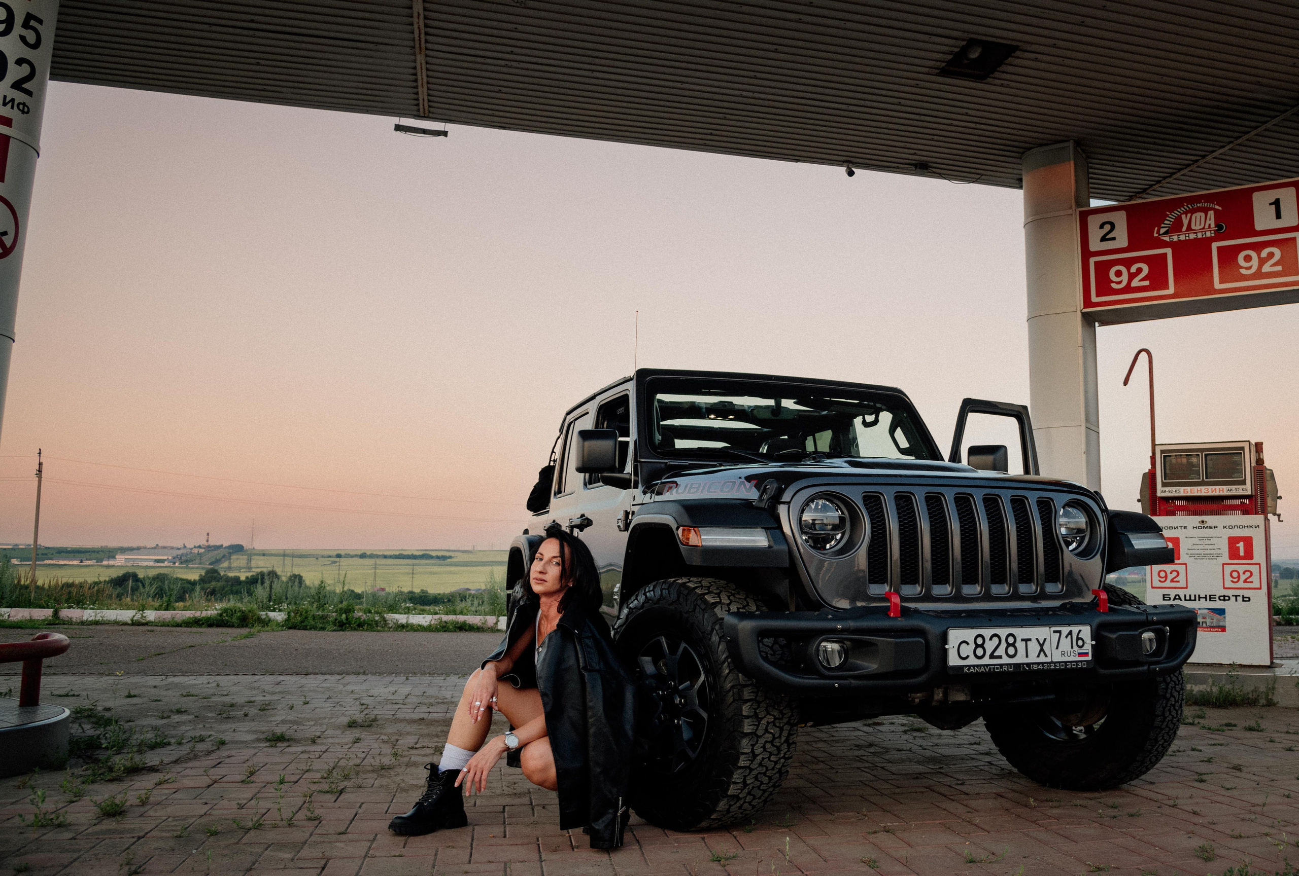 Заправка. Фотограф Алёна Евграфова