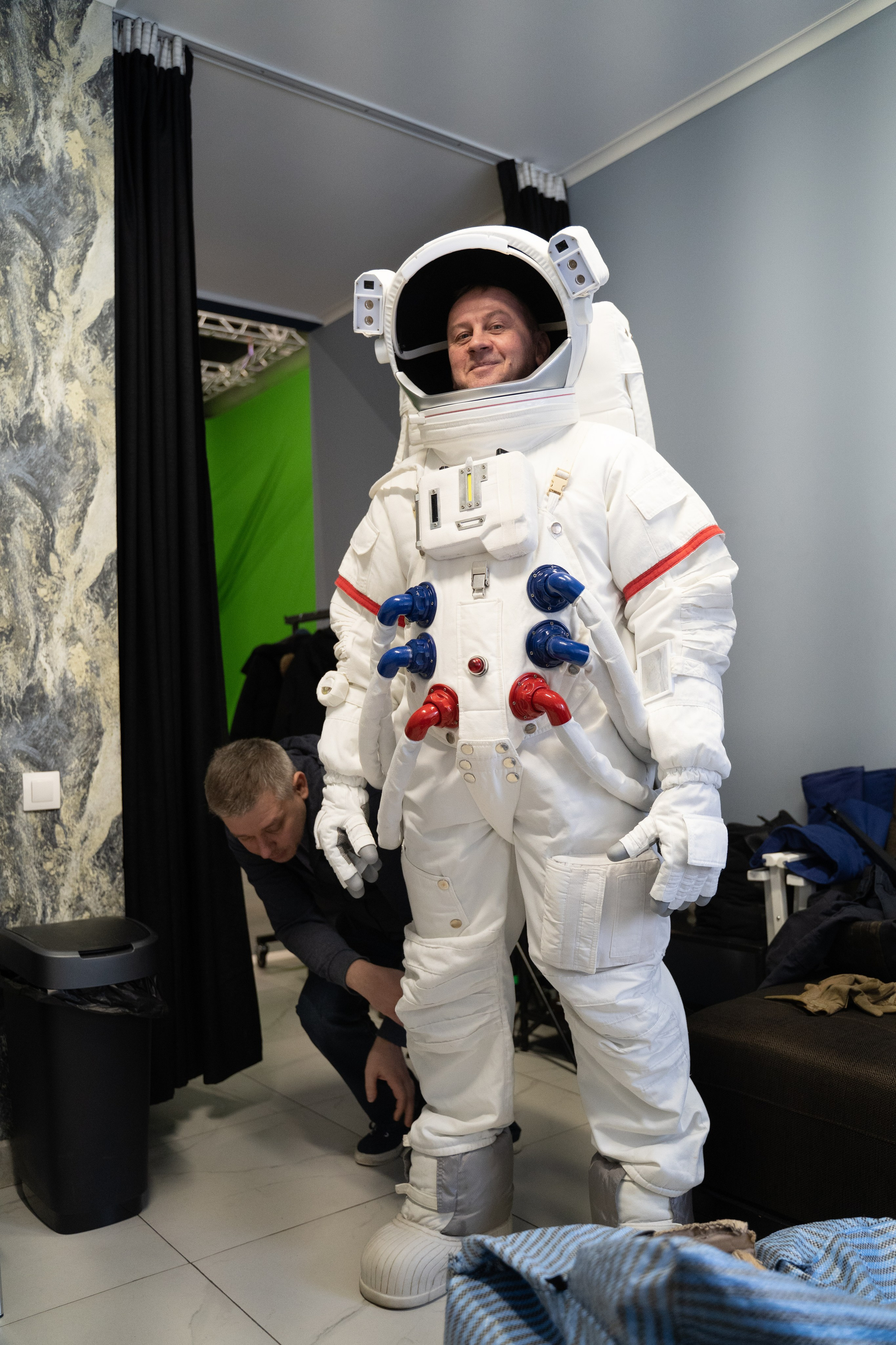 Клип Дмитрия Маликова. Krasnopoliophoto