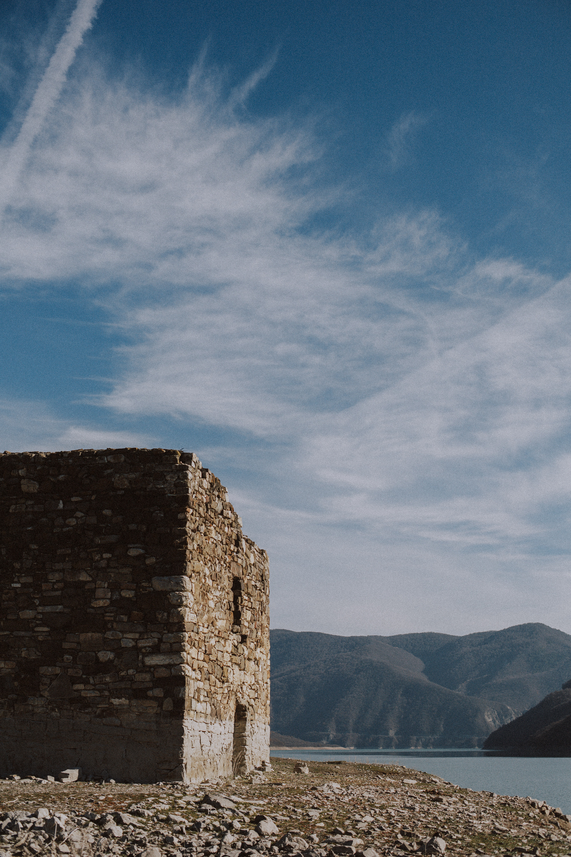 Жинвальское водохранилище. Фотограф Тбилиси Саша Мороз