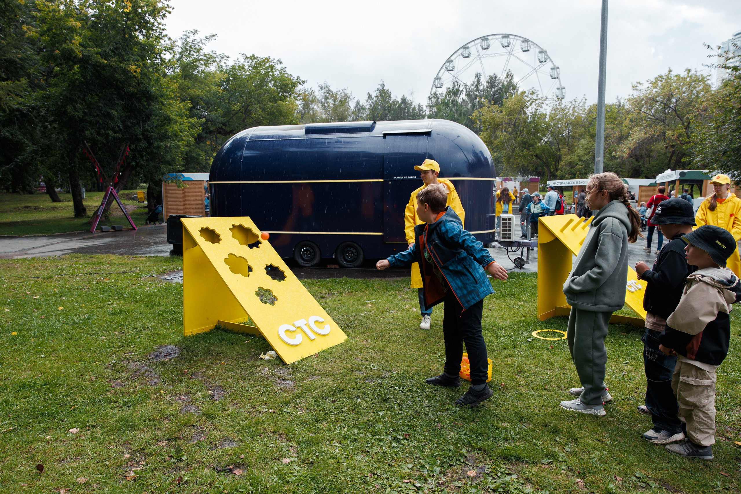 СТС на День Города в Екатеринбурге. Дацук Анна Фотограф из Екатеринбурга