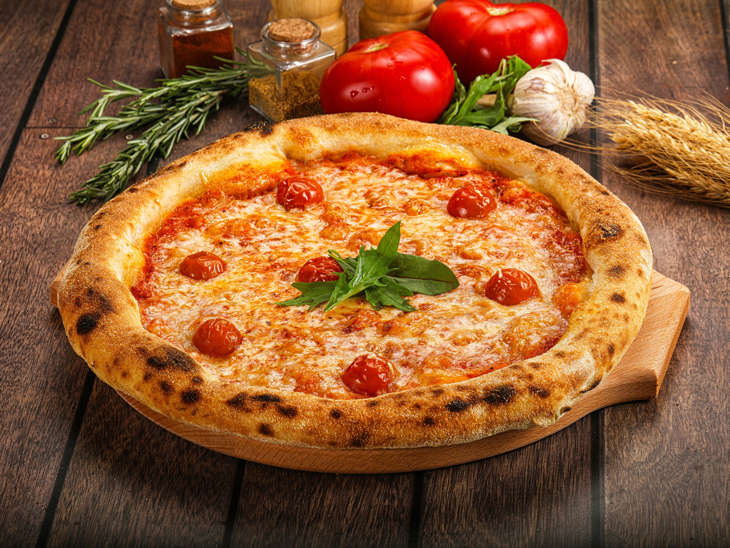 Фотосъемка пиццы. Заказ по тел.: +7 (906) 006-90-22. Фуд-фотограф Андрей Старостин — съемка еды в Москве. 9000 руб. в час