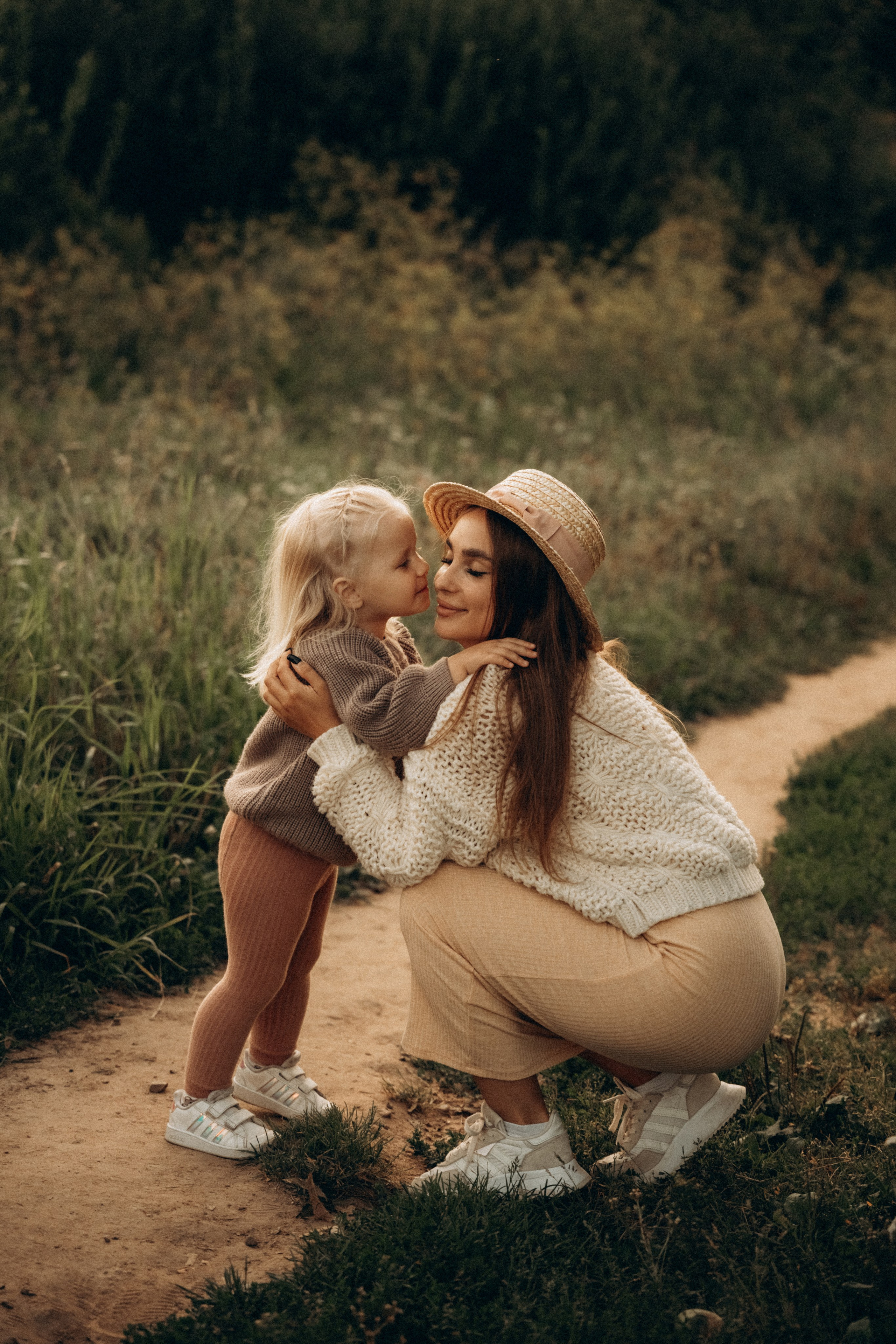 Катя и Сонечка. Фотограф Мария Миллс | Минск