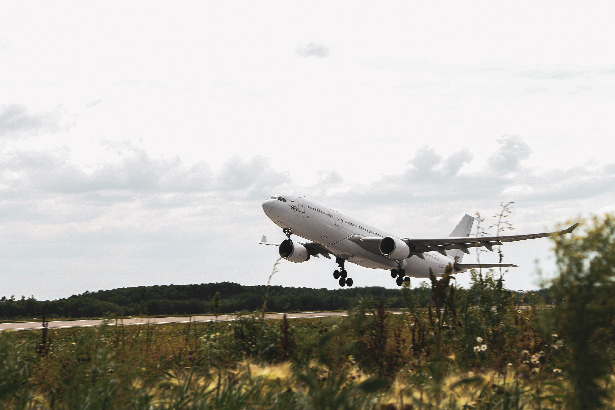 Споттинг аэропорт Хабаровска. Алиса Томшина — Фотограф / Видеограф