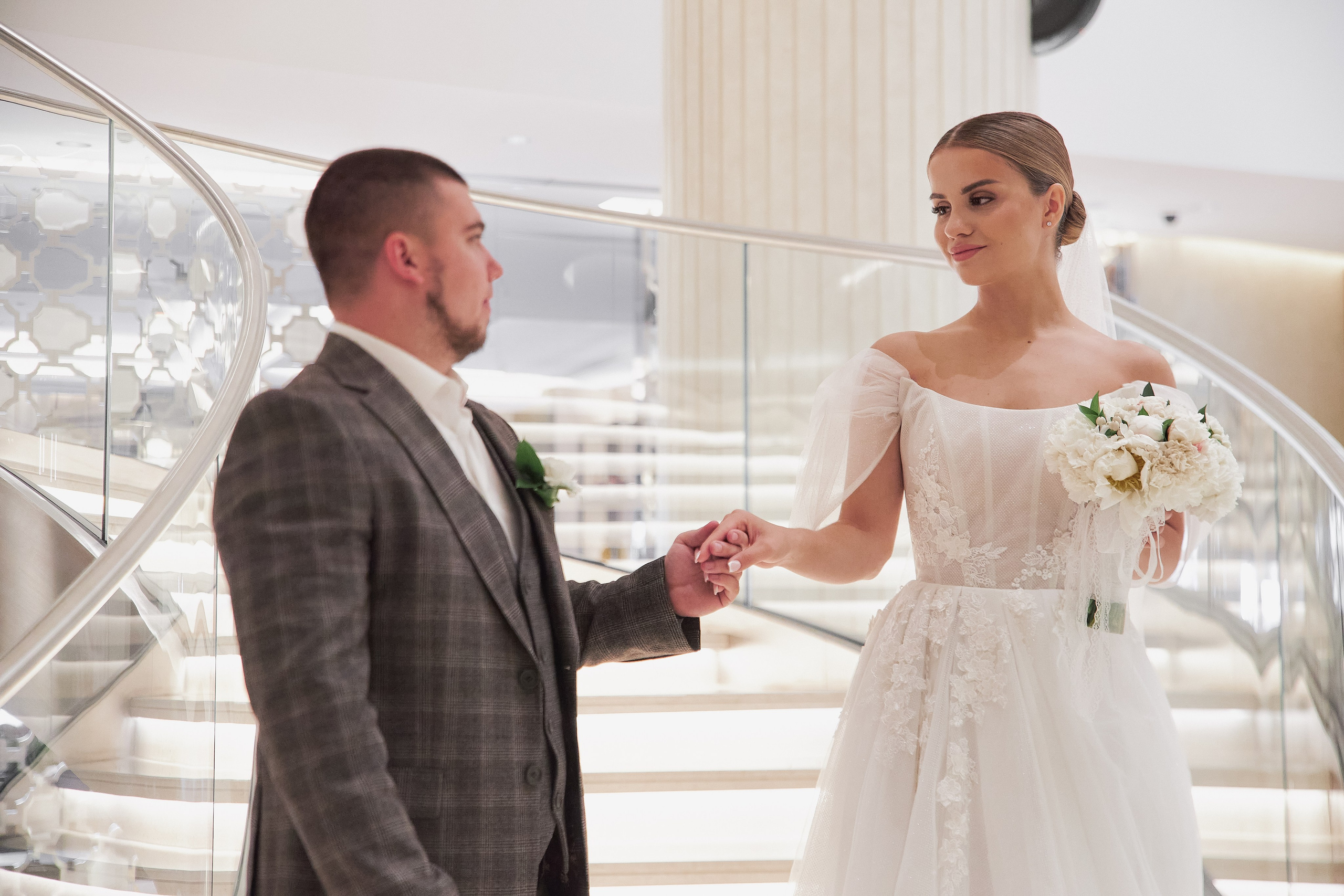 Свадебная фотосессия в Hyatt Regency Moscow