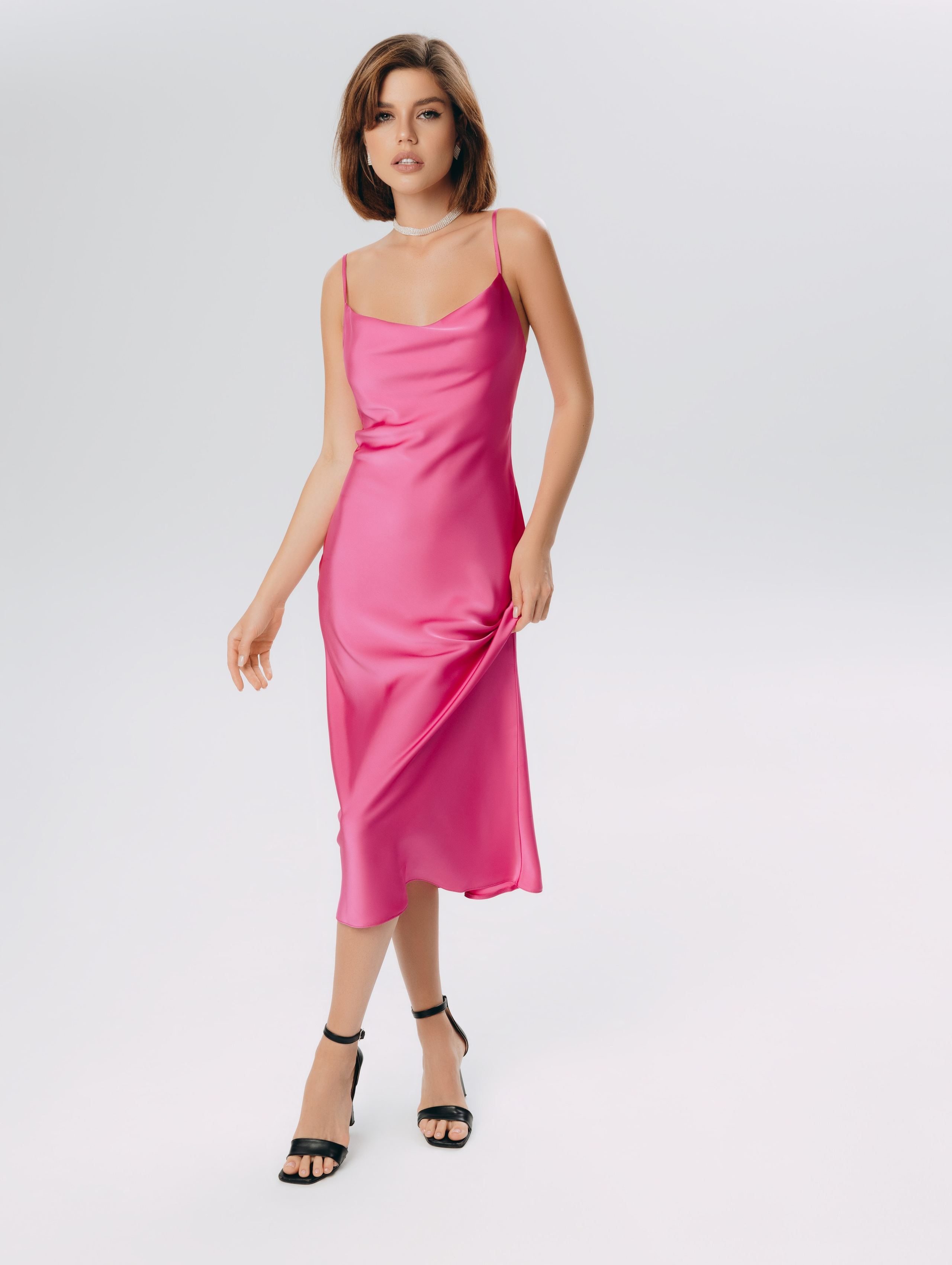 MOON SECRET. Фотограф для маркетплейсов в Москве Озерова Кристина