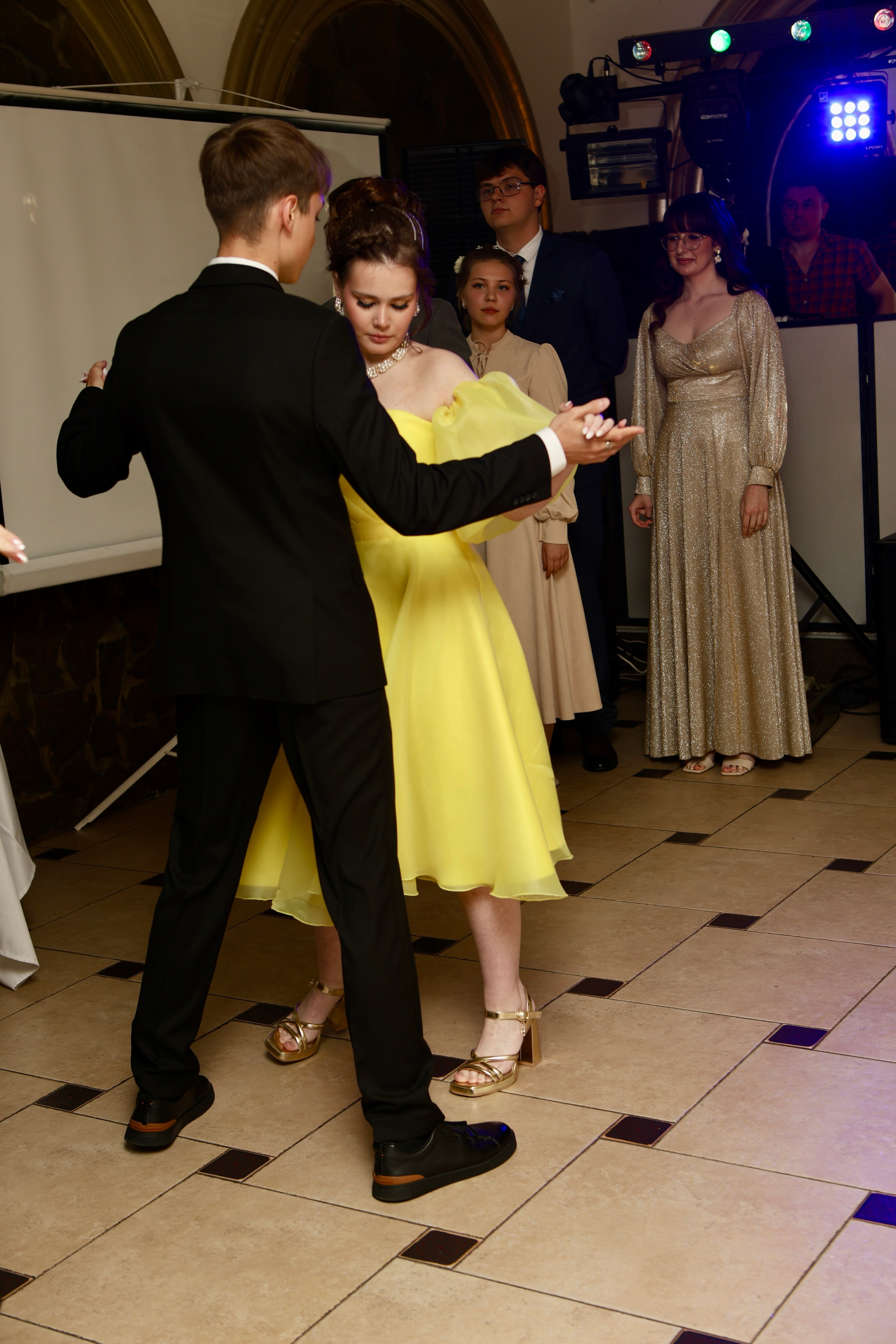 Школьный выпускной. Фотограф в Курске Смирнов Евгений