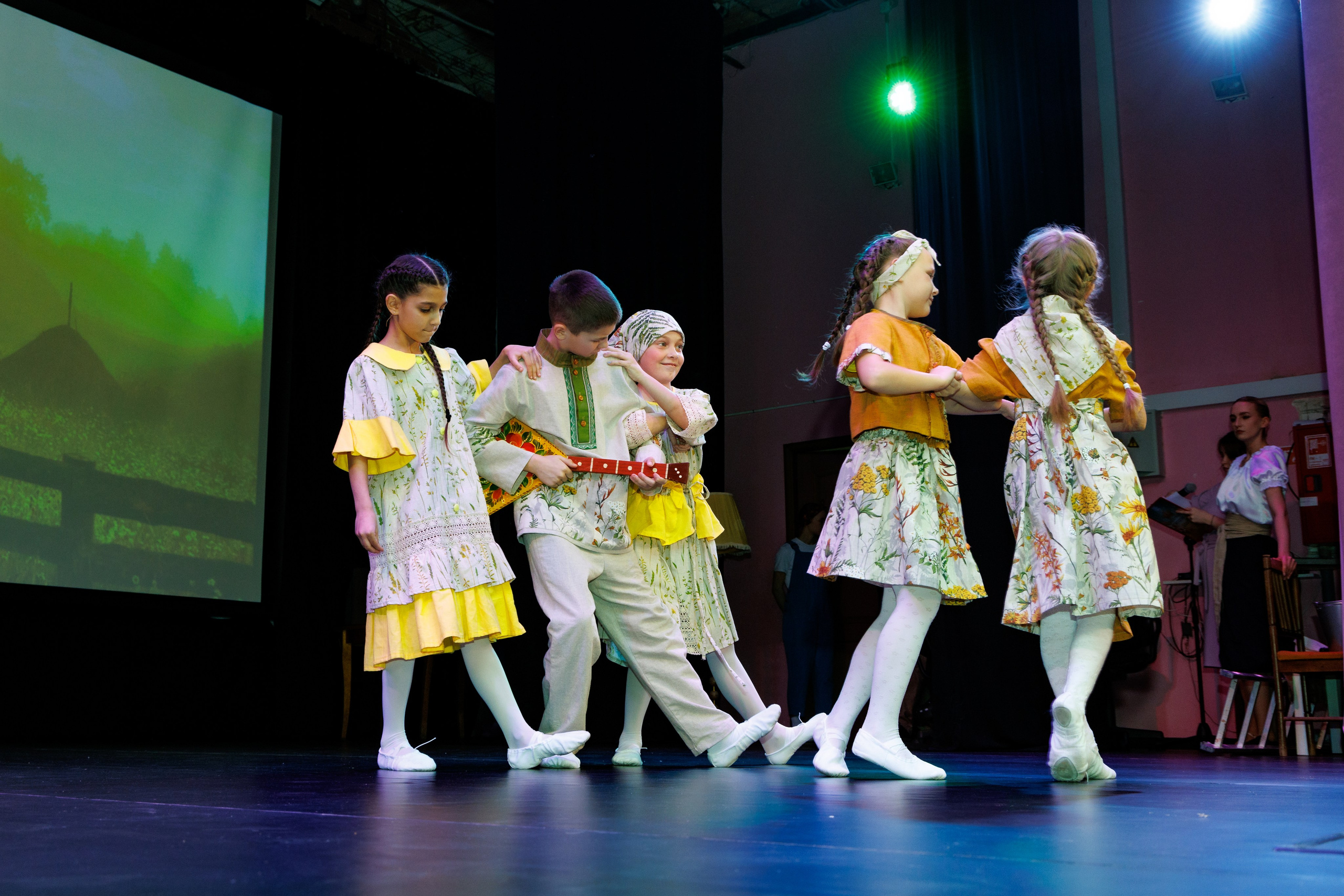 Весенняя Феерия 2025. Свадебный и семейный фотограф в г. Волхов Алексей Кочерыжкин