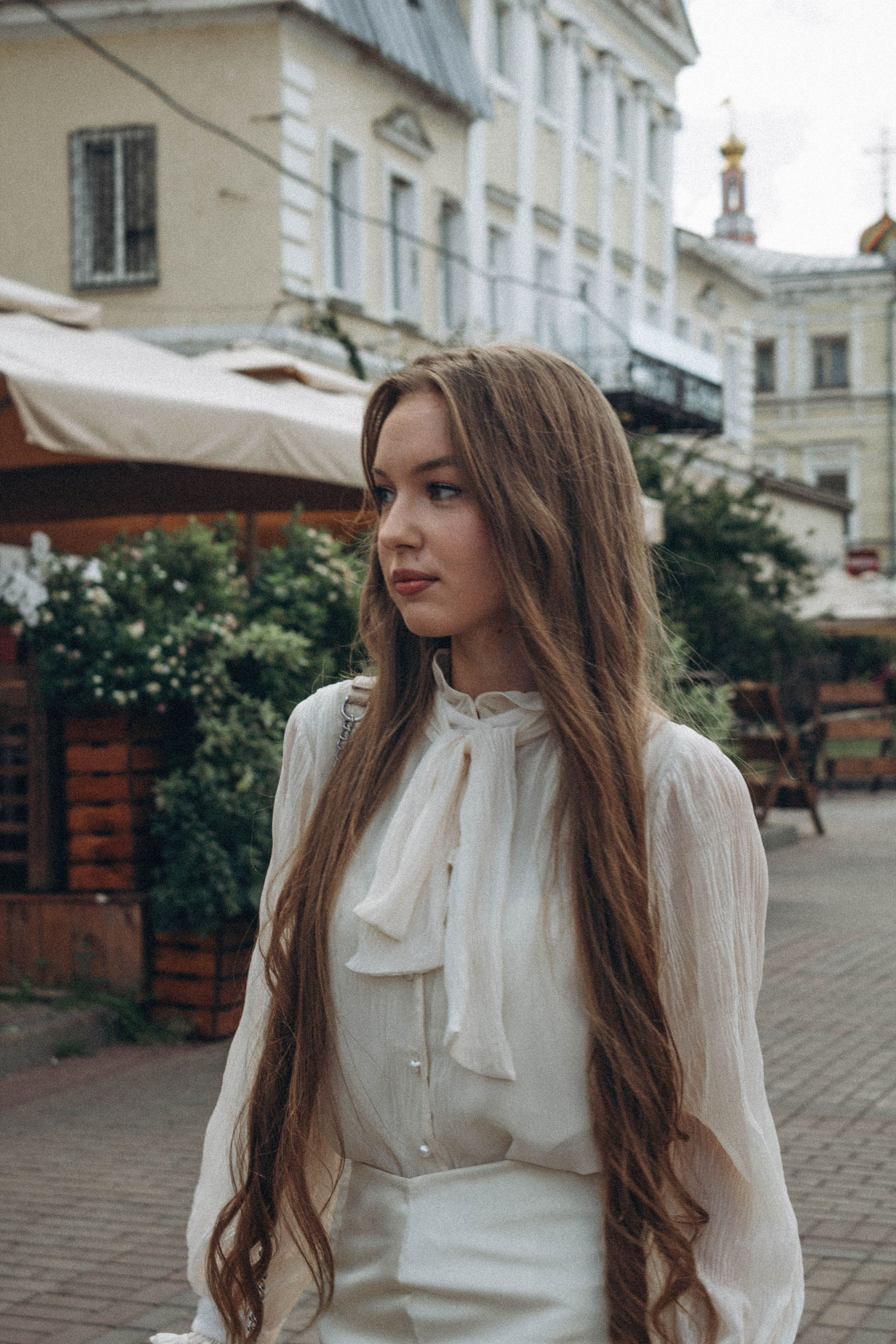 Sofiya. Я — Алёна и я фотографирую красиво (е)