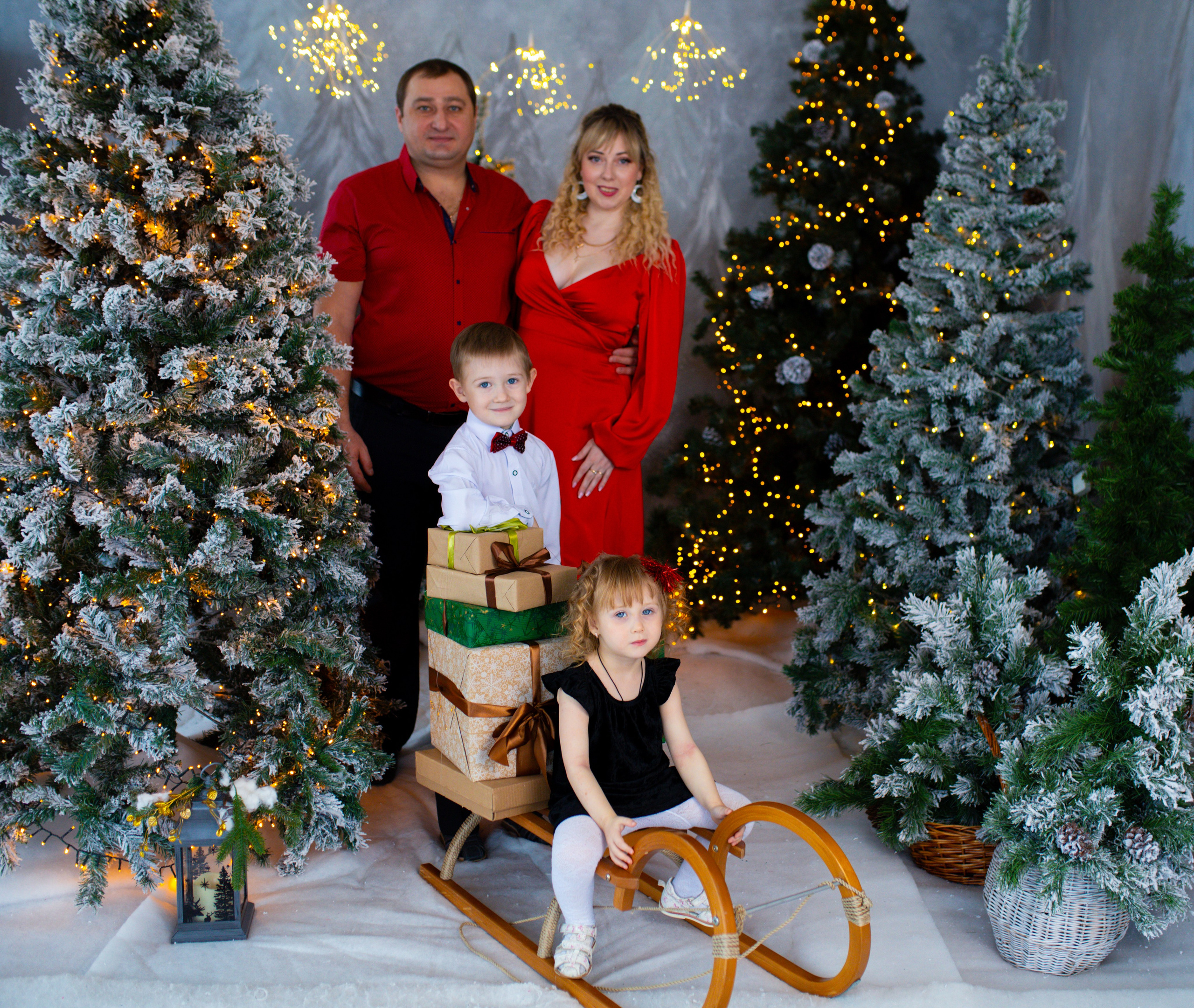 Семейная новогодняя фотосессия. Свадебный и семейный фотограф Виолетта в Липецке