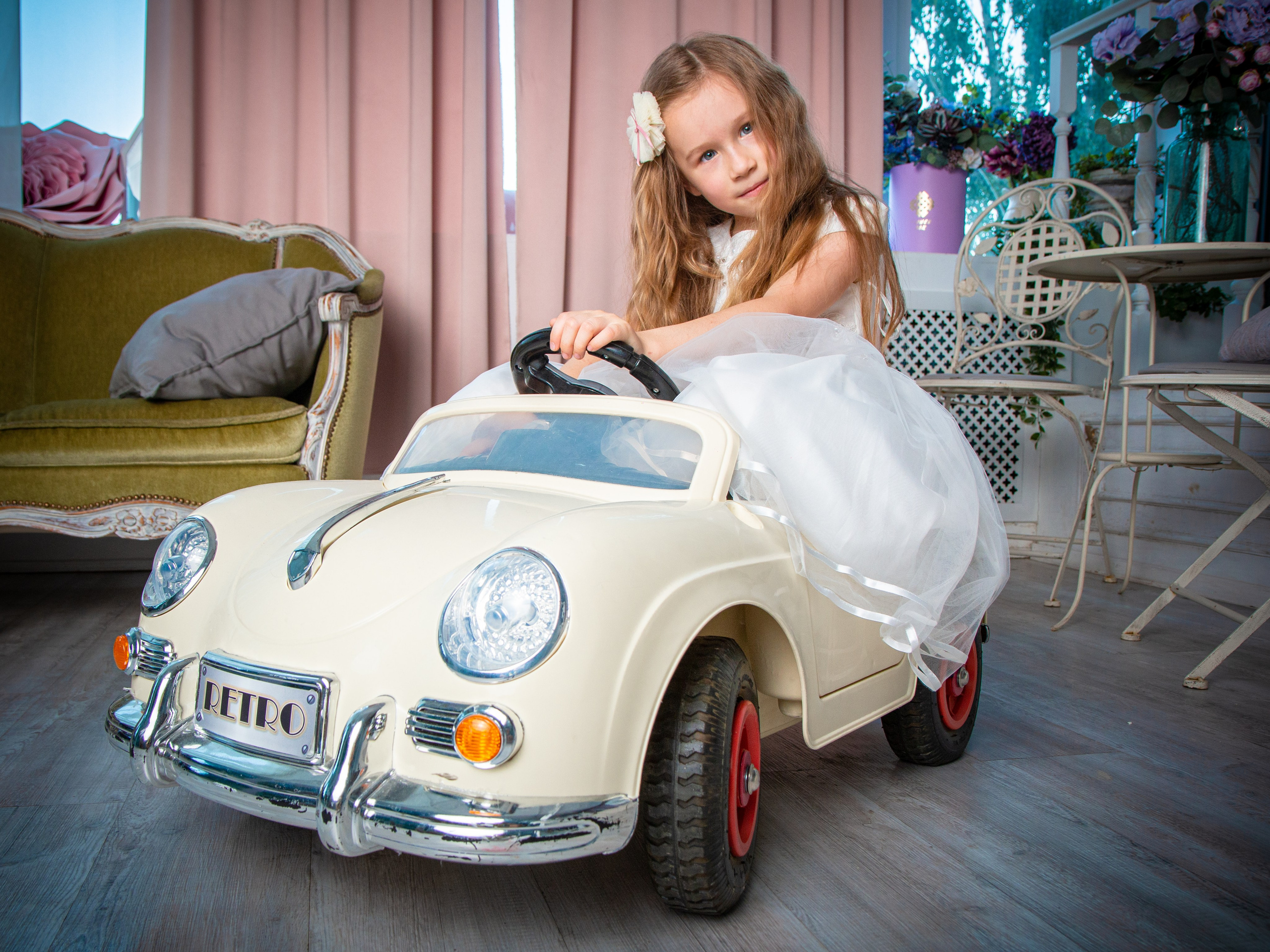 Детские индивидуальные портреты. Предметный и репортажный фотограф Алексей Кротов