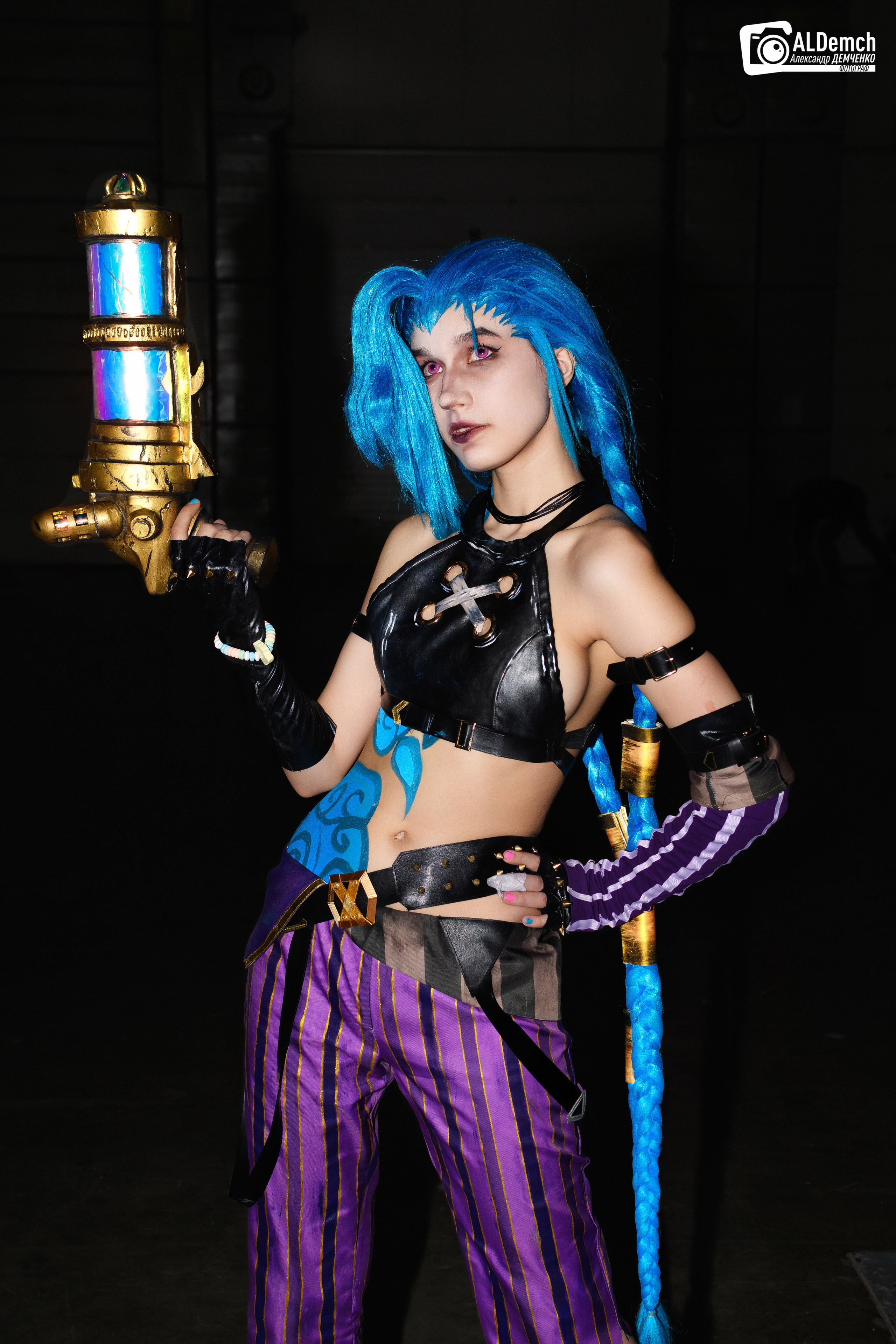 Arcane League of Legends cosplay photo