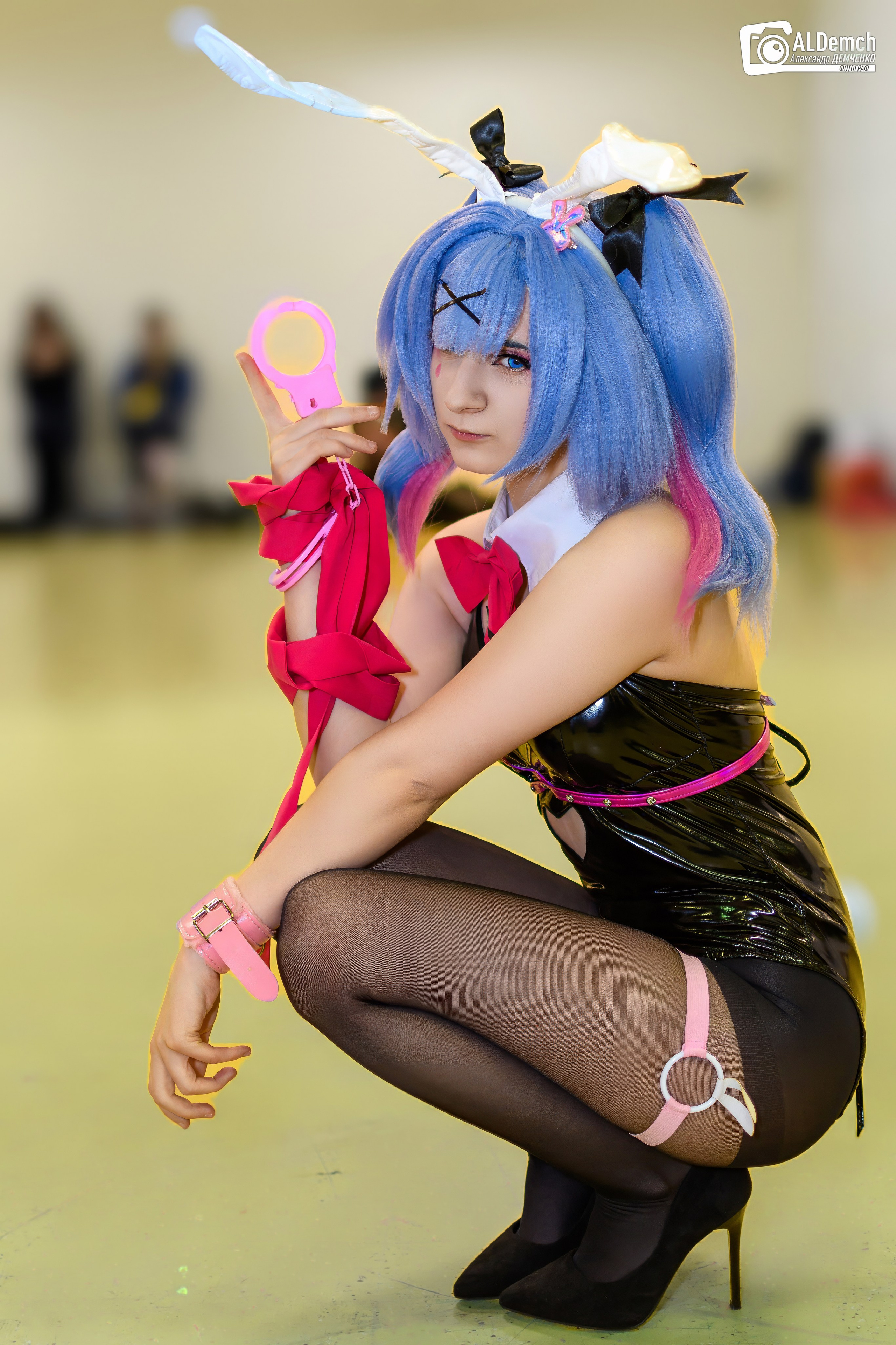 Аниме картинки персонажей и косплей фото в России Москве