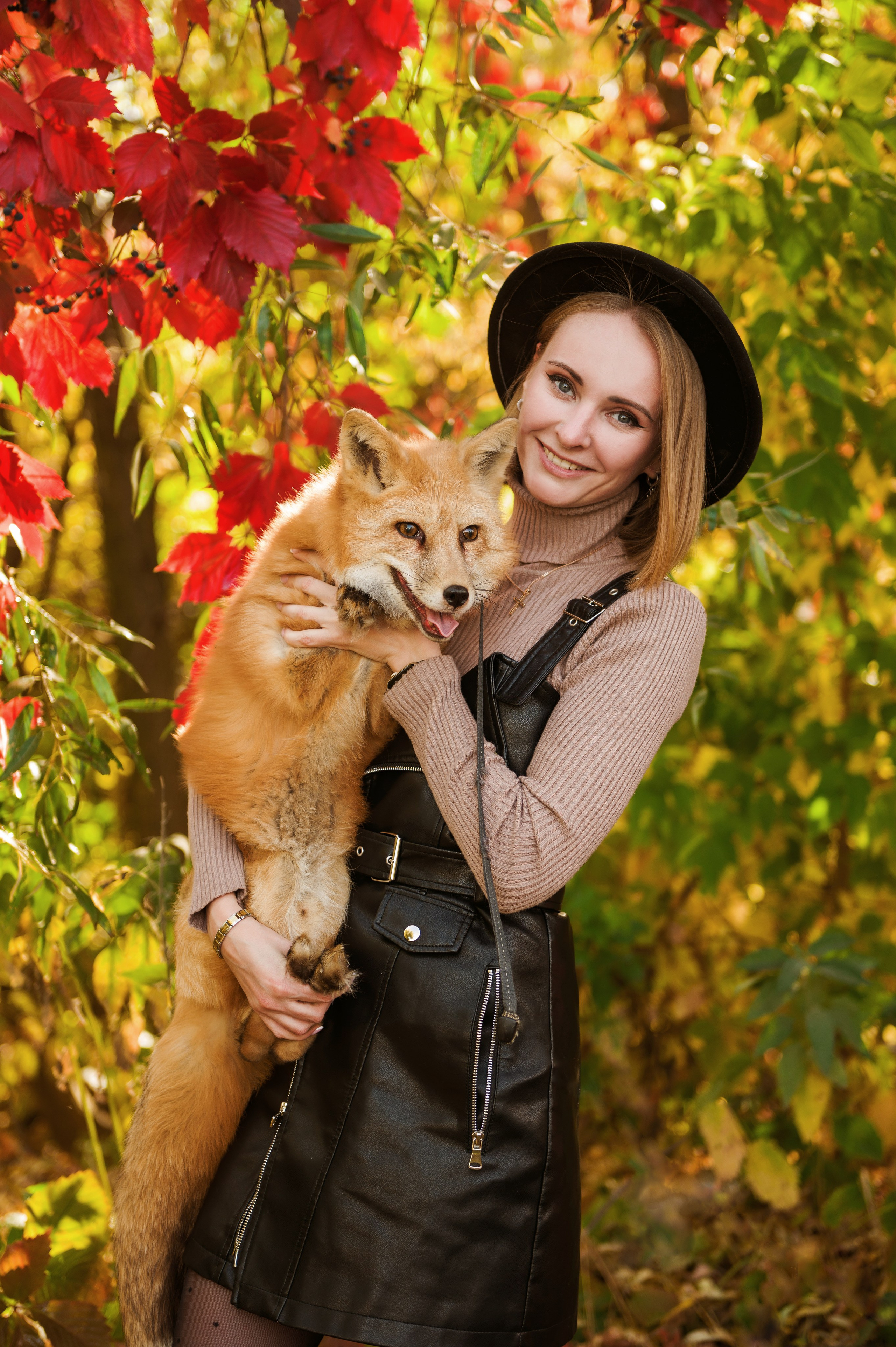 Прогулка с лисой. Фотограф Кристина Гришина Рязань