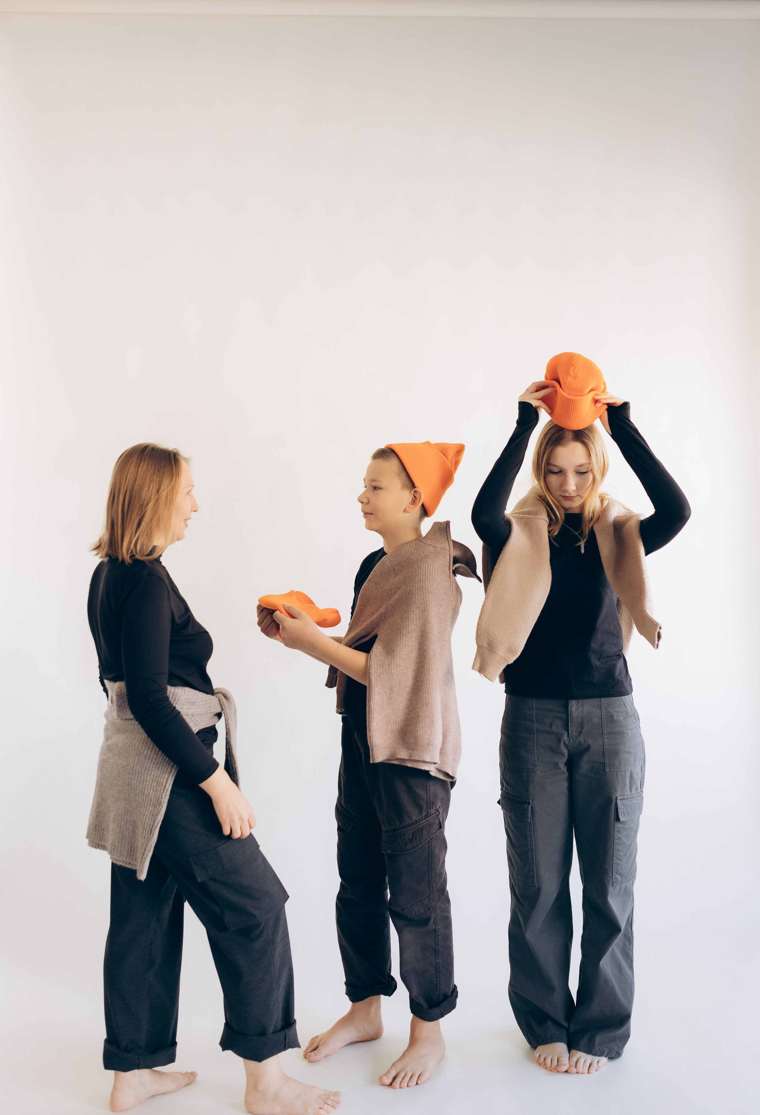 Оранжевые шапки. Фотограф в Челябинске Снежана Резниченко