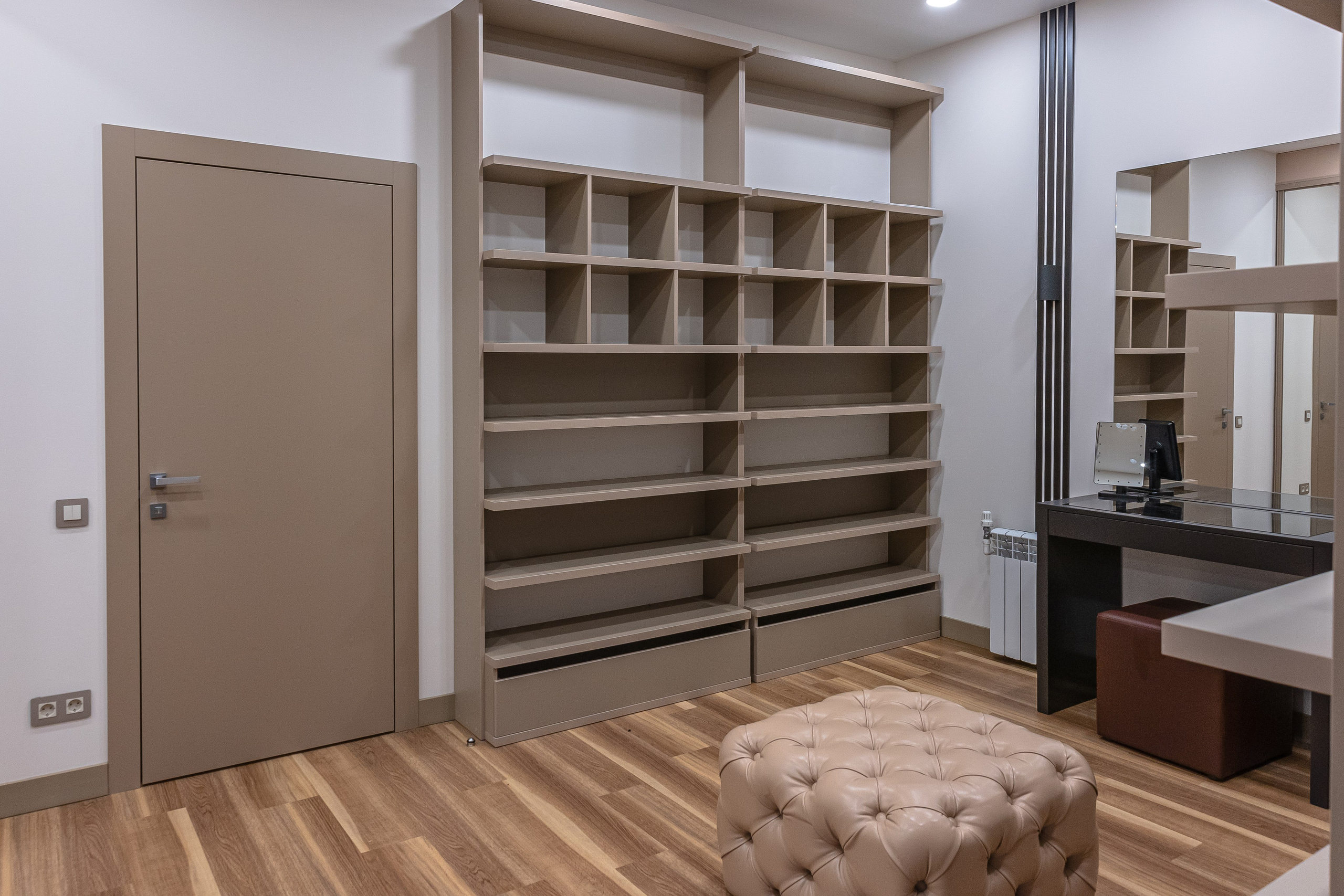 Дом 1. Фотограф Антон Катунин | Симферополь