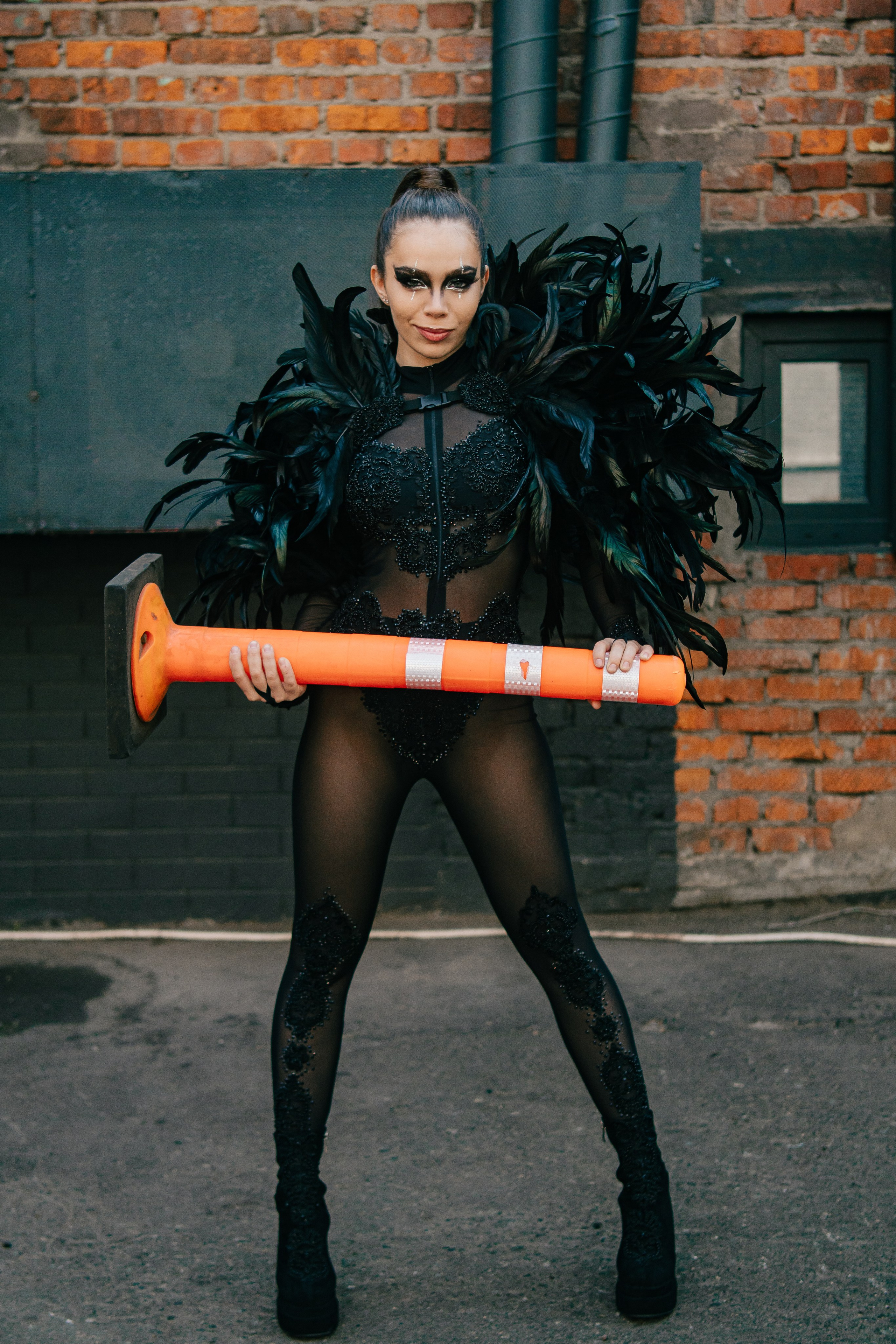 Вороны Circus Zone. Фотограф / видеограф в Москве и Сочи Sofia Riversong