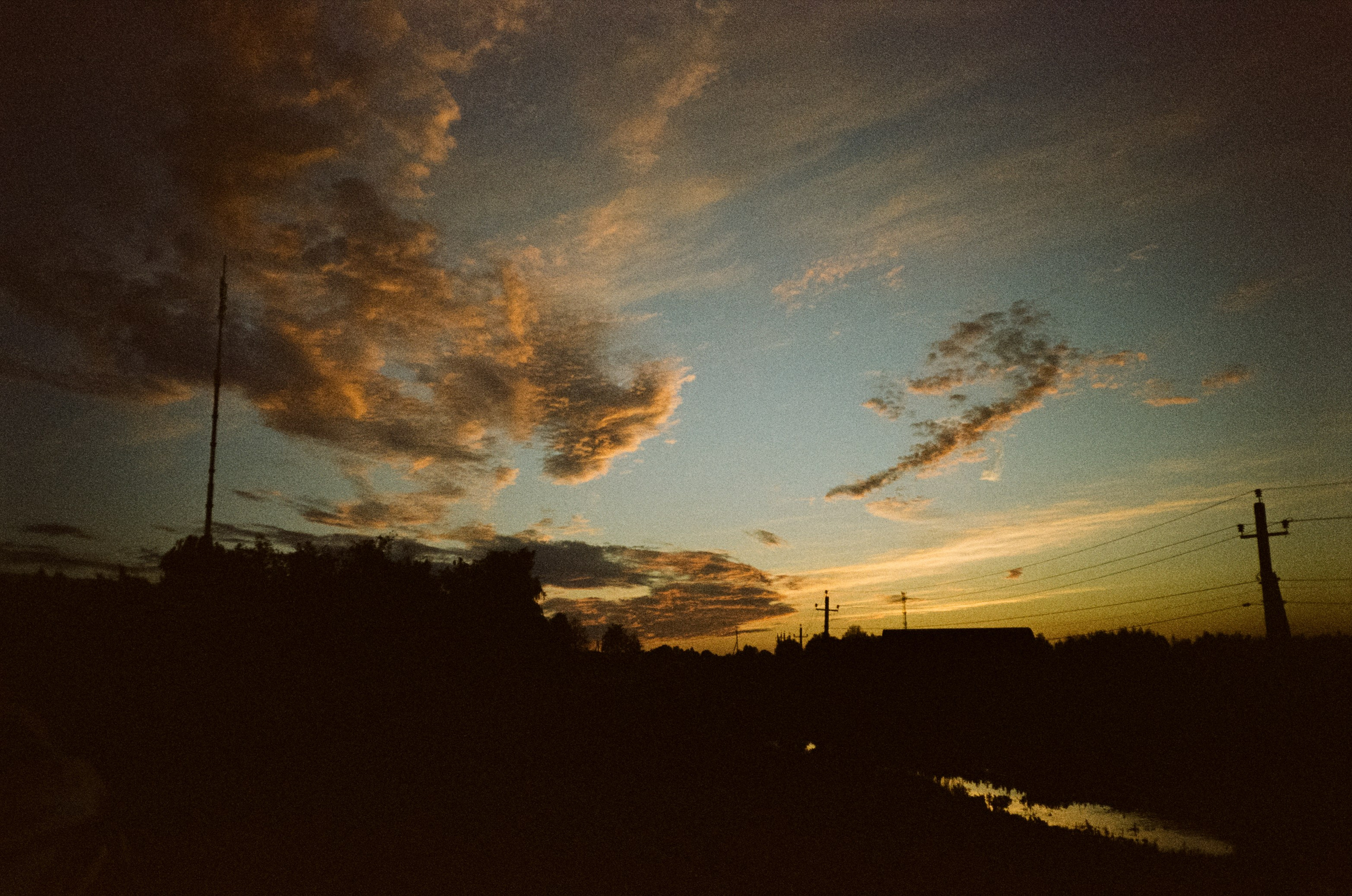 Ricoh MF-1 / Fujifilm X-tra 400 (просрочка) / Закат в Котово