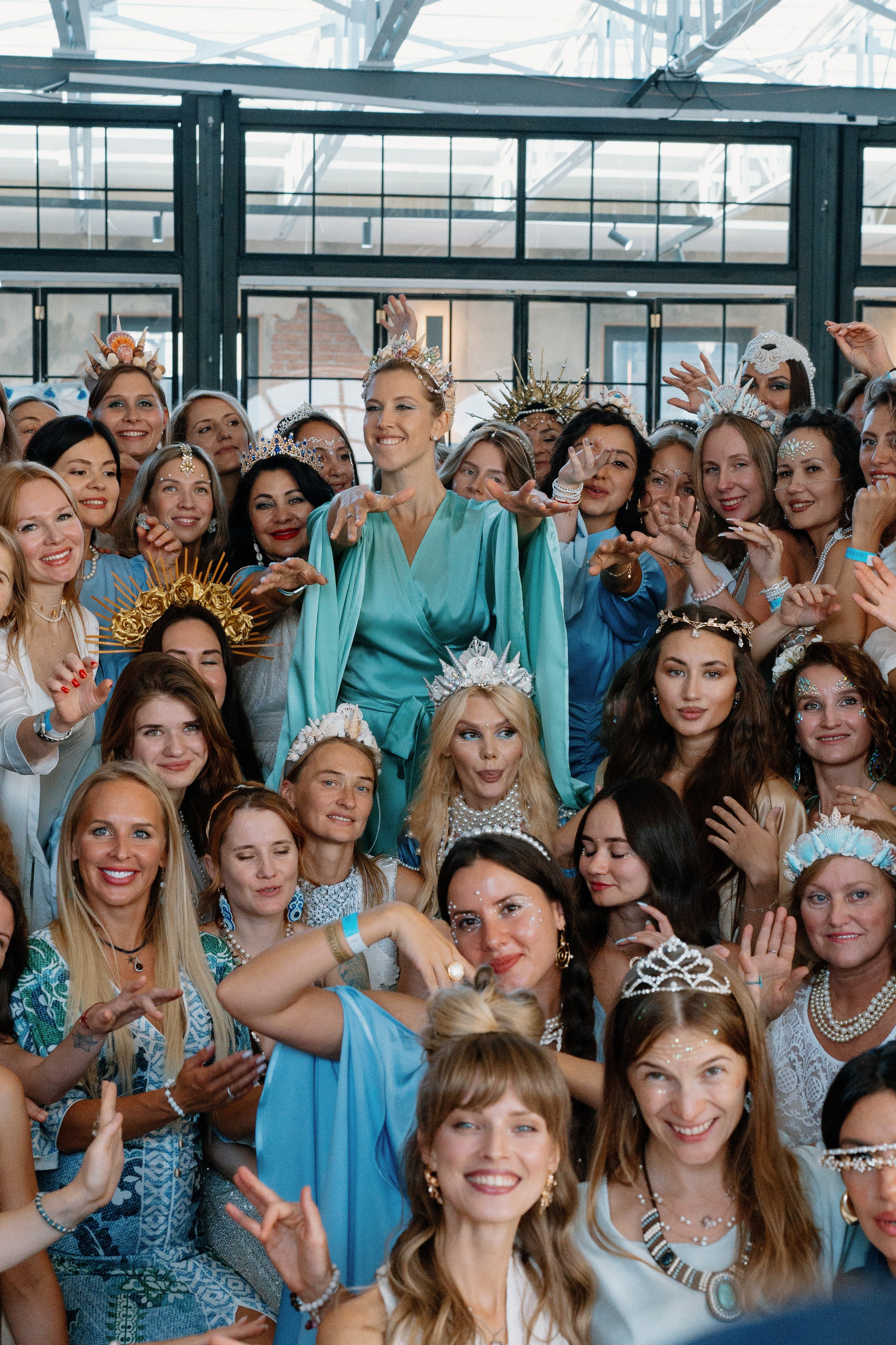 Festival Umerotvorine By Pramika. Я занимаюсь событийной, свадебной, товарной, студийной… фотографией