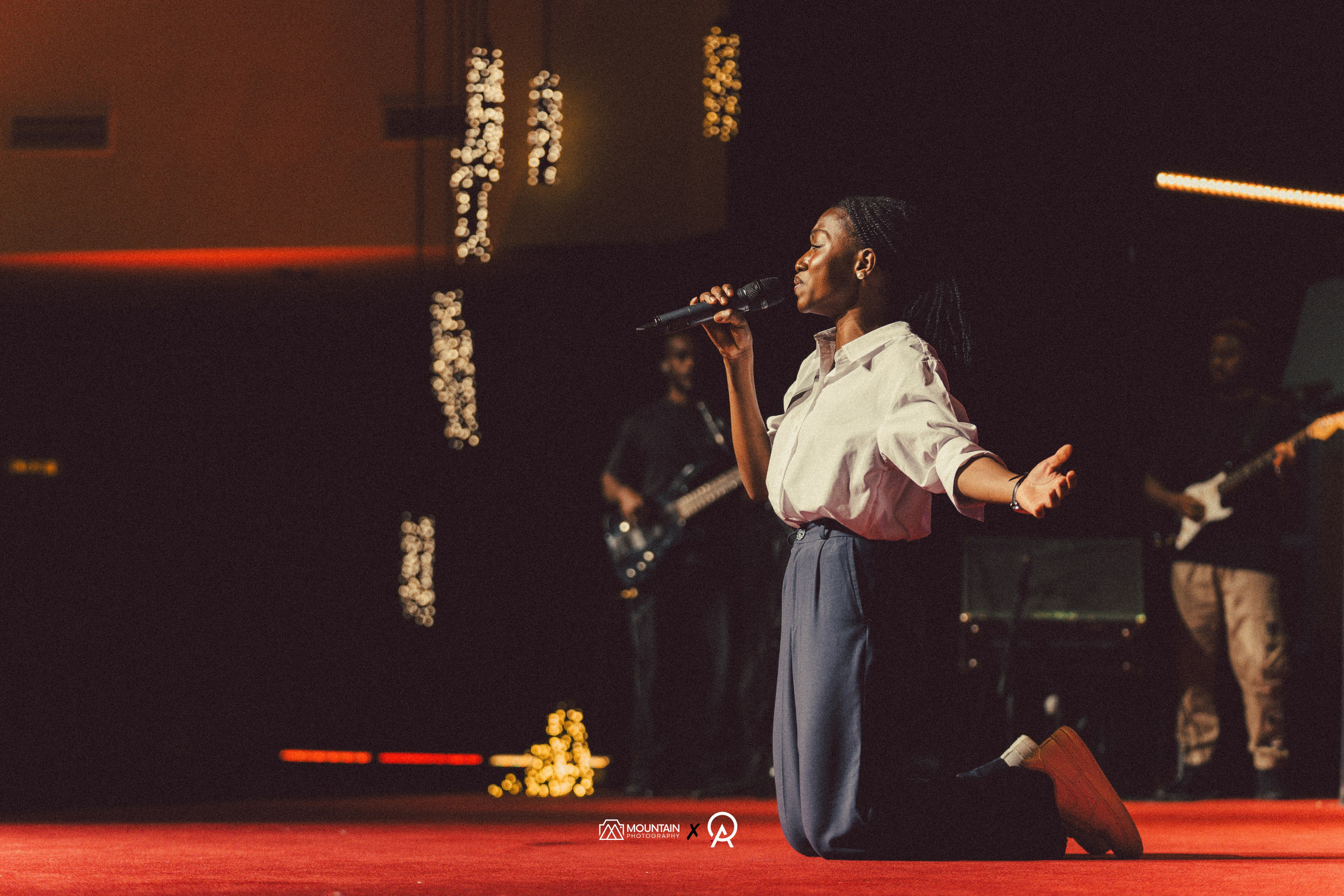 One Audience Gospel concert With Prospa Ochimana. Я занимаюсь событийной, свадебной, товарной, студийной… фотографией