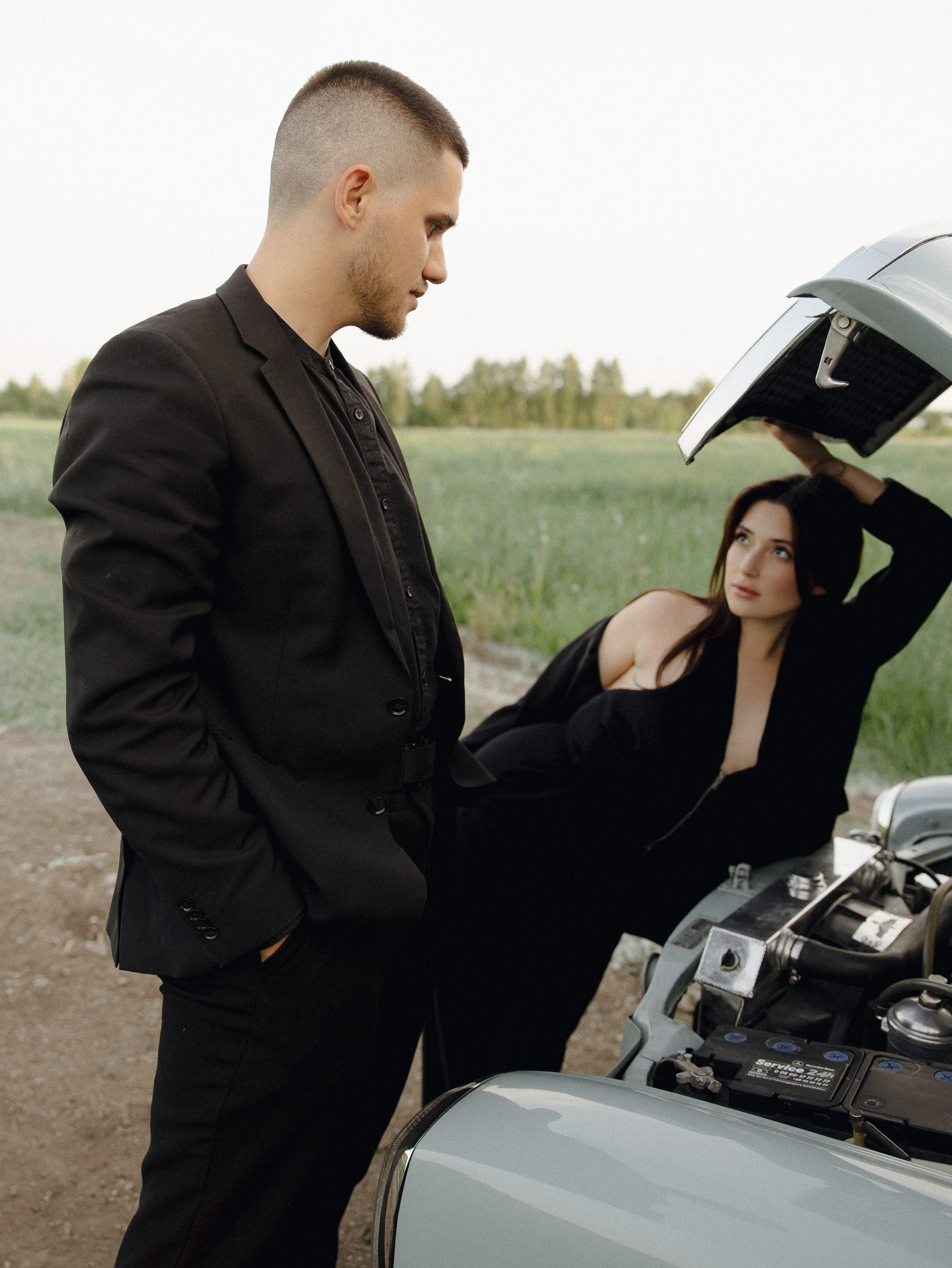 ТАНЯ И БУЛАТ, РЕТРО МАШИНА. Свадебный и индивидуальный фотограф в Челябинске Евгения Негодяева