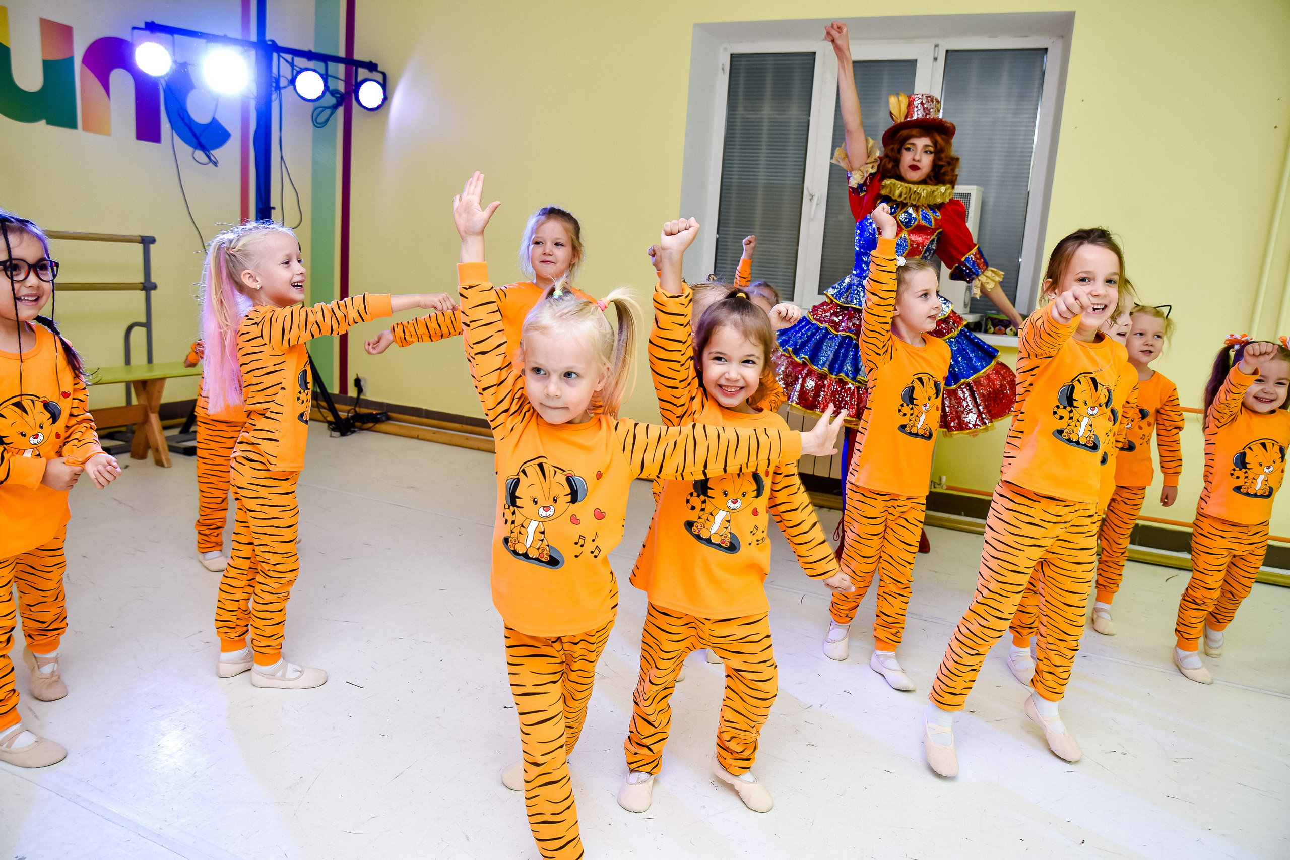 Праздник в Эклипс «Цирк»