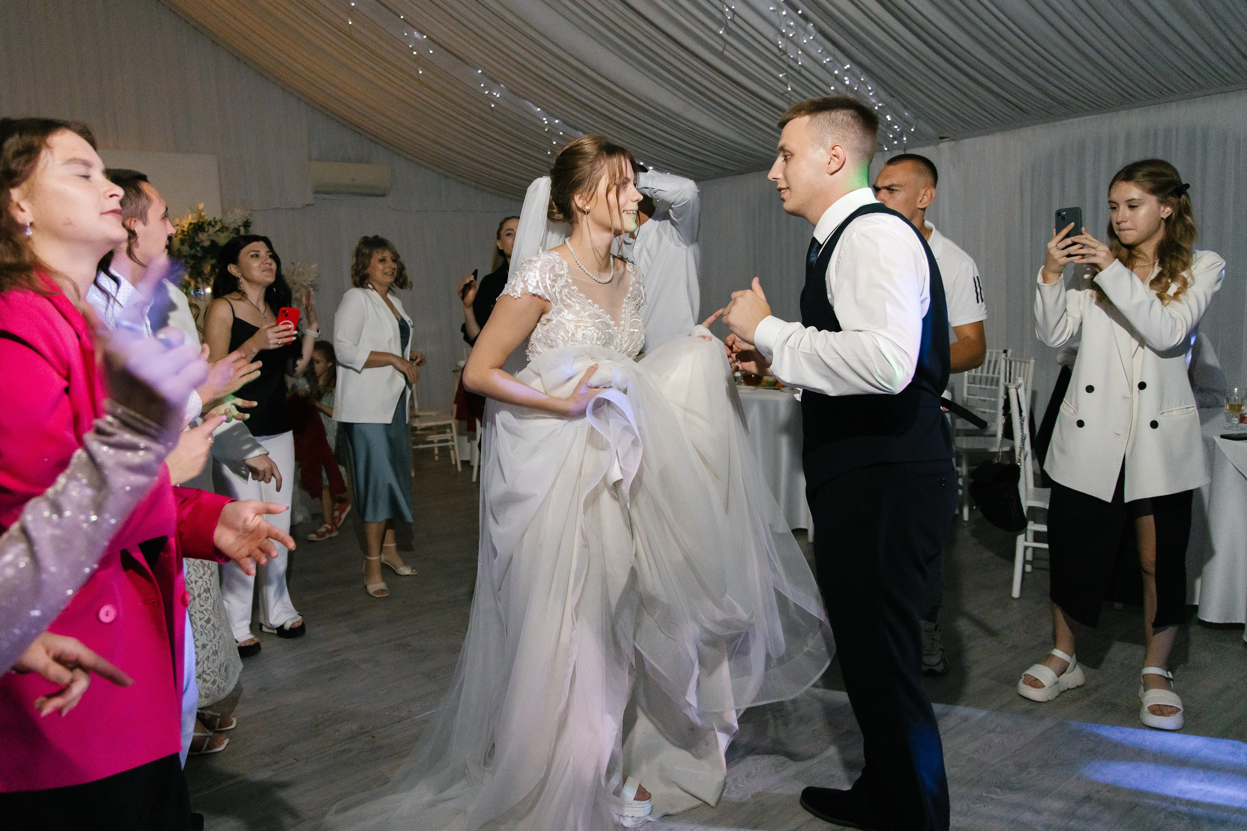 Ксения и Антон (полный день). Фотограф в Барнауле Юлия Садвокасова