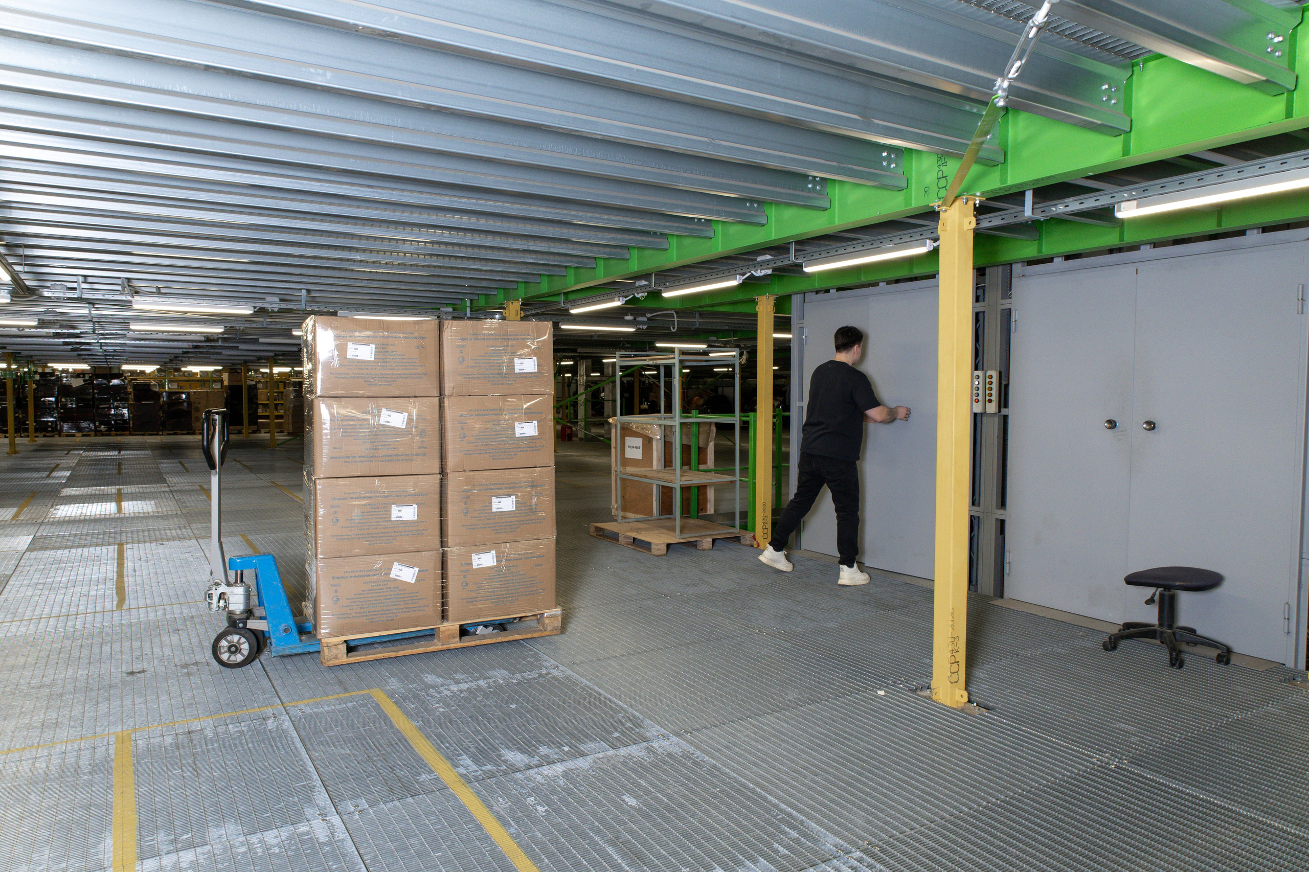 Фотосъемка производственных и рабочих процессов. Фото и видео контент для бизнеса в Москве и Московской области