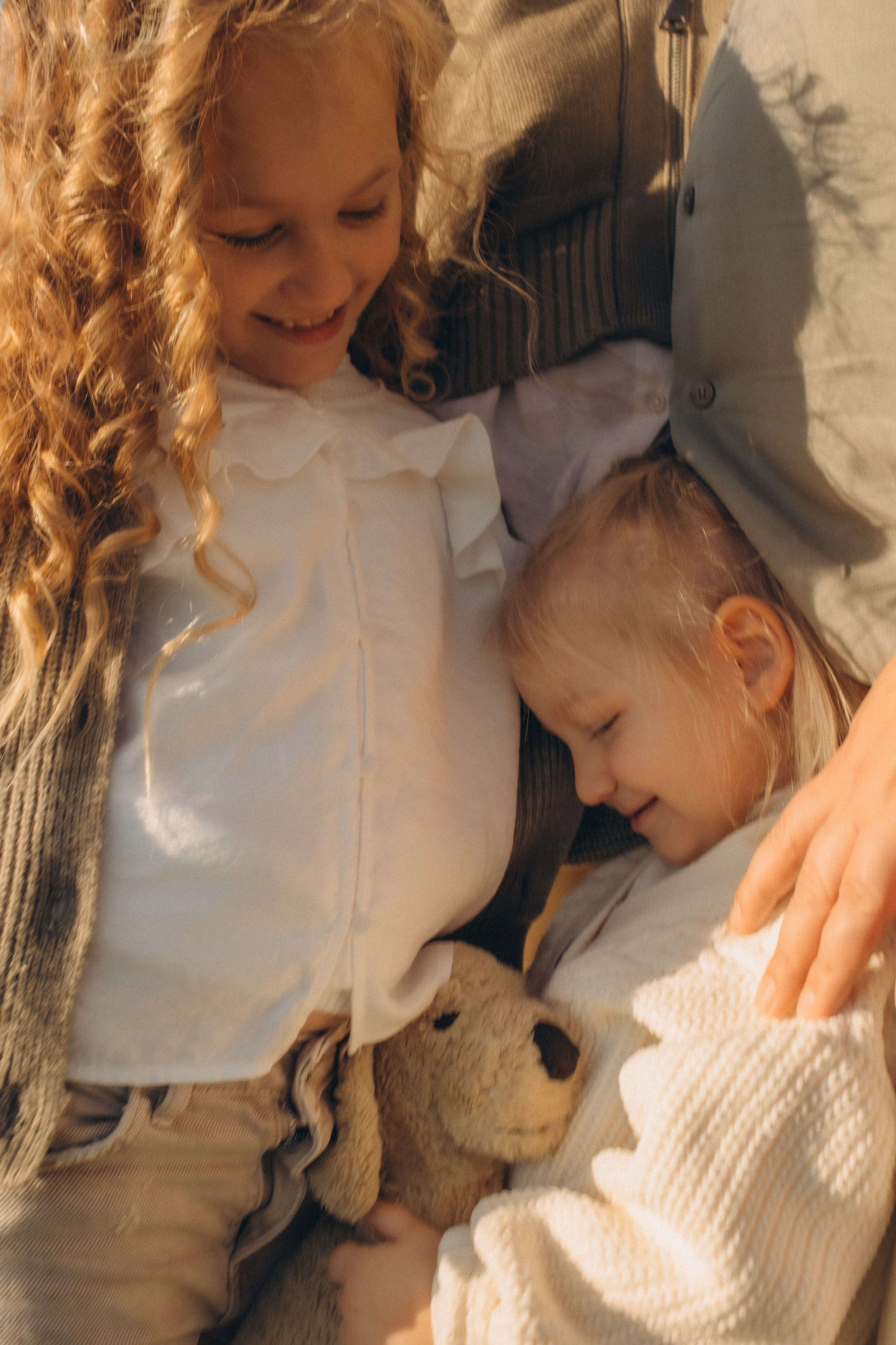 A warm afternoon in the field, just us and the time to be together. Katerina Nord | Wedding and Couple Photographer in Germany and Europe