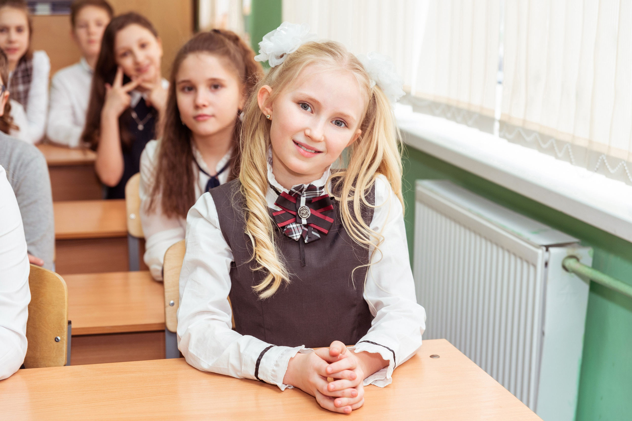 В школе. Выпускные альбомы СПБ. Фотограф в Садик и Школу