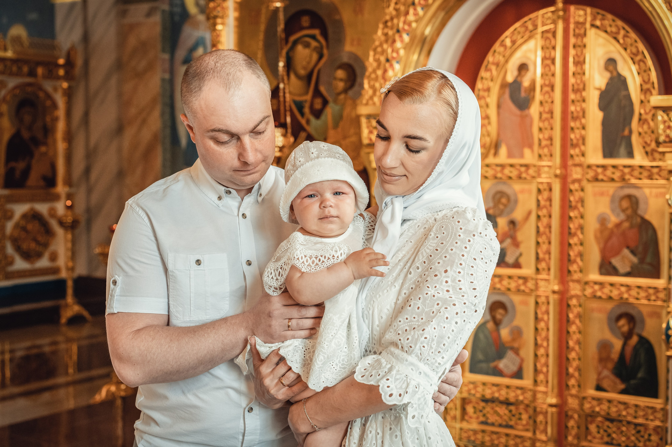 Крещение Полины в храме Покрова Пресвятой Богородицы. Фотограф на Крещение Тула и Венчание в Туле, детский и семейный фотограф