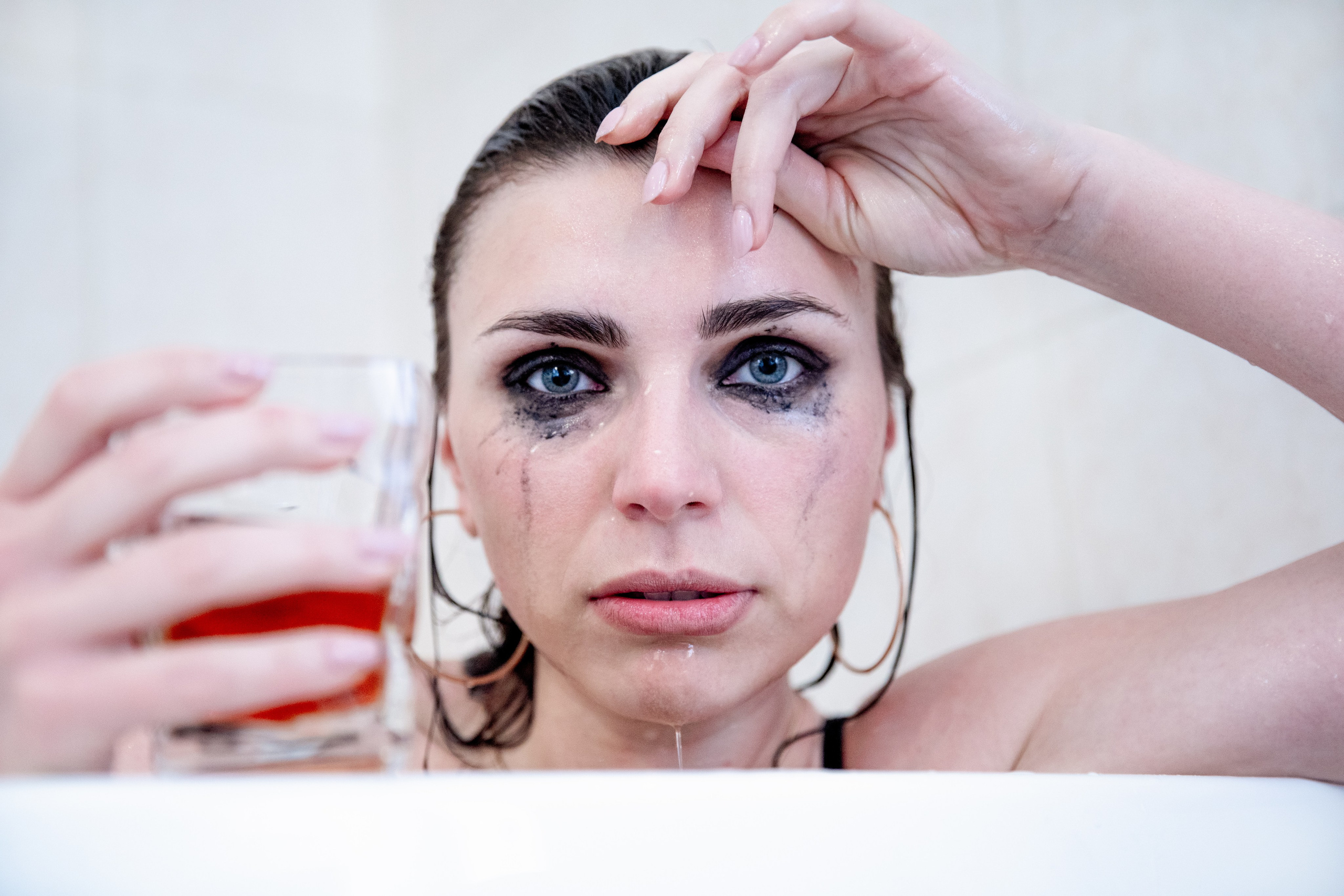 Women's portrait. Photographer in Portugal. Oksana Lomnova