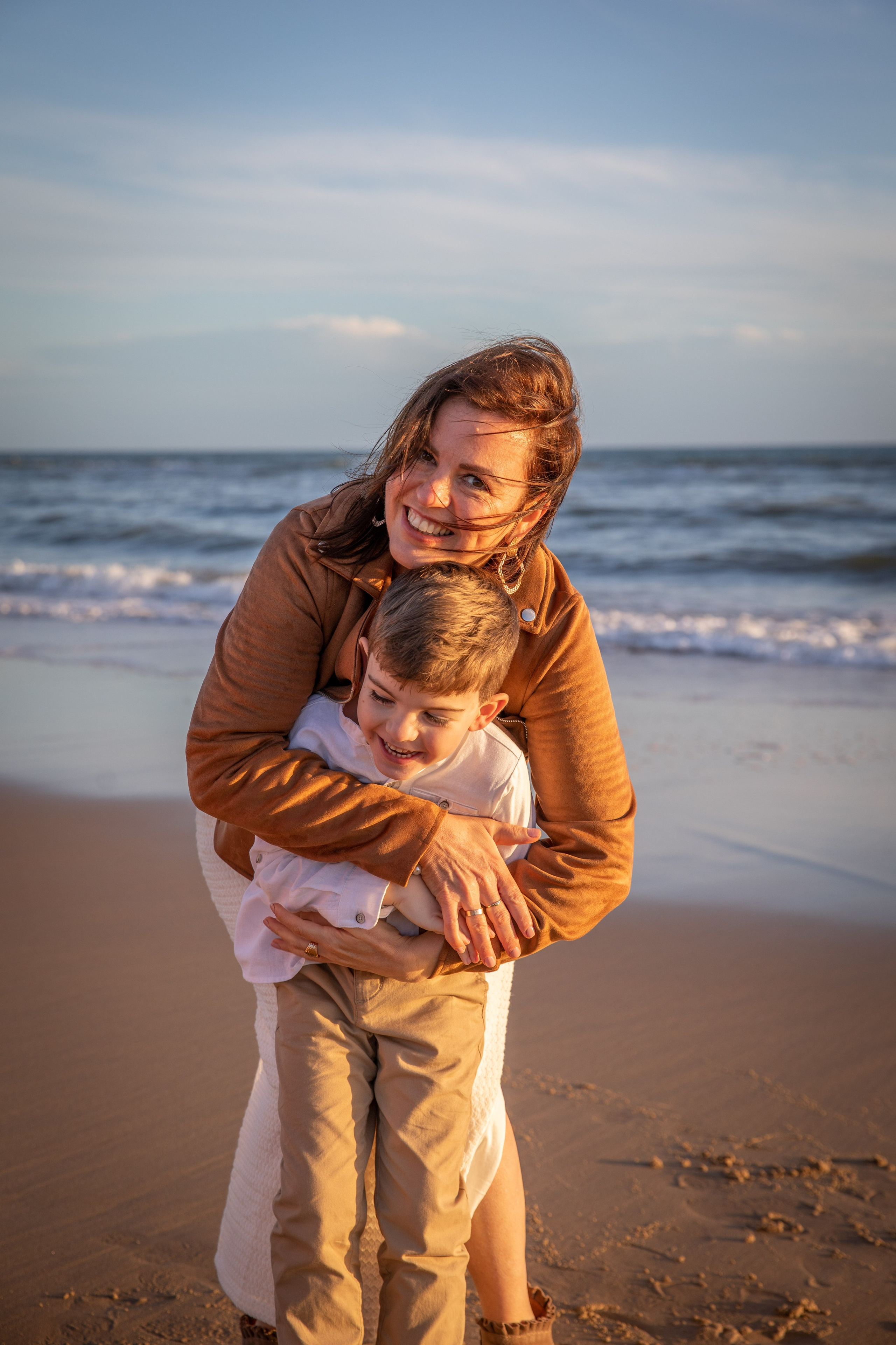 Three Generations by the Ocean. Professional Photographer in Portugal. Oksana Lomnova