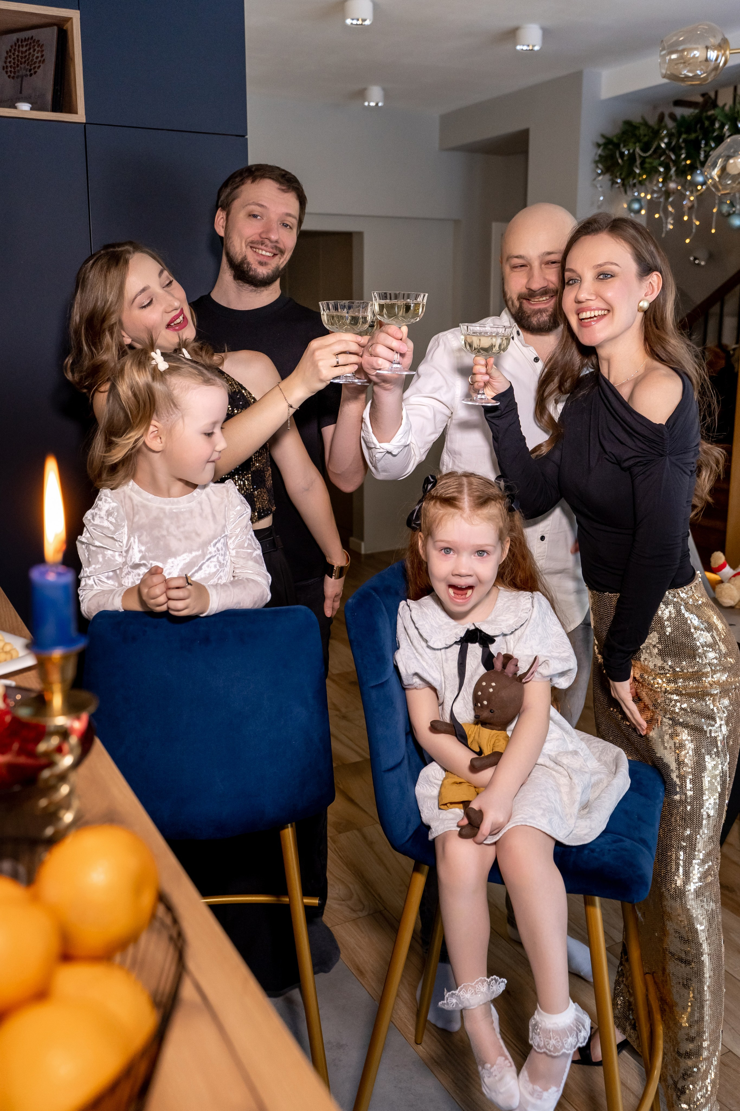 Домашняя семейная фотосессия в Москве, Домодедово, Видное, Бутово, Щербинка. Семейный фотограф Москва и Московская область. Семейная фотосессия на природе. Фотосессия детского праздника. Фотосессия юбилея. Фотосессия в день рождения. Фотограф на годик ребенку. Детский фотограф. Фоторепортаж семейного праздника. Детский фотограф Москва.