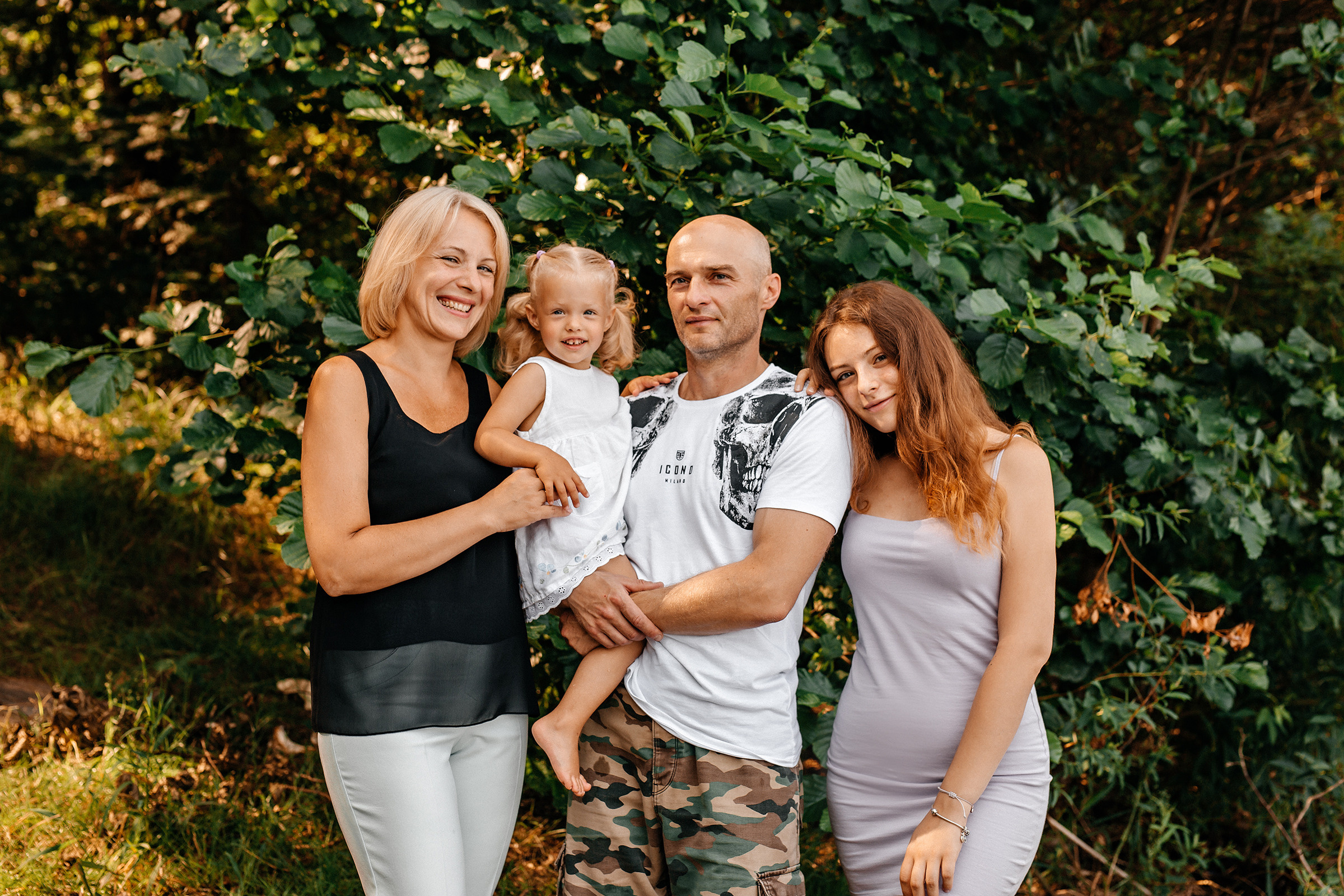 Майя+Андрей=Арина и Ксюша. Семейный фотограф в Минске Саша Павлюк