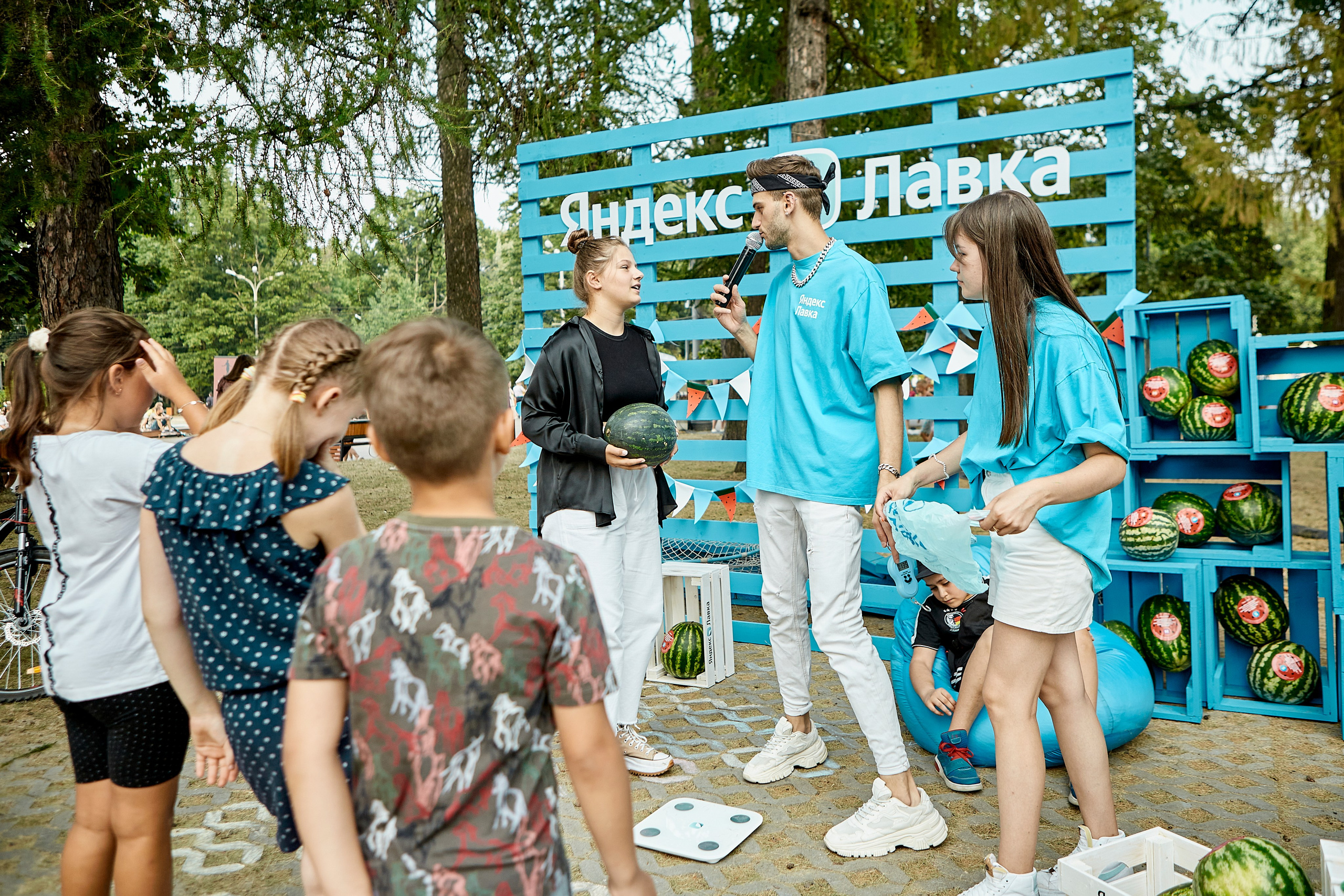 ЯНДЕКС ЛАВКА «АРБУЗНАЯ ФЕЕРИЯ». Фотограф Андрей Егоров