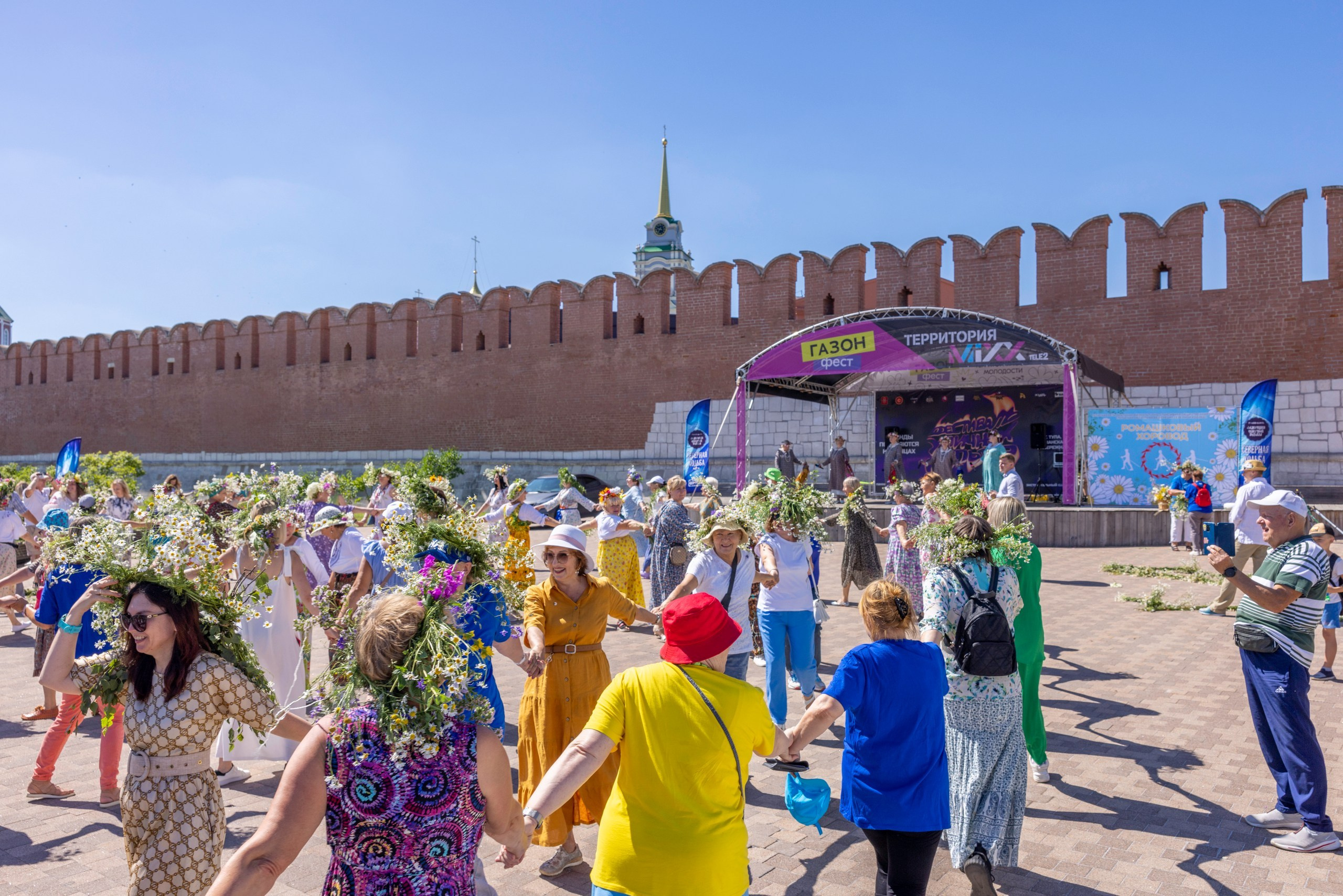 Фестиваль «Ромашковый хоровод». Северная ходьба. Фотограф в Туле Крупский АнДРей. Фотостудия «КАДР71» в Туле