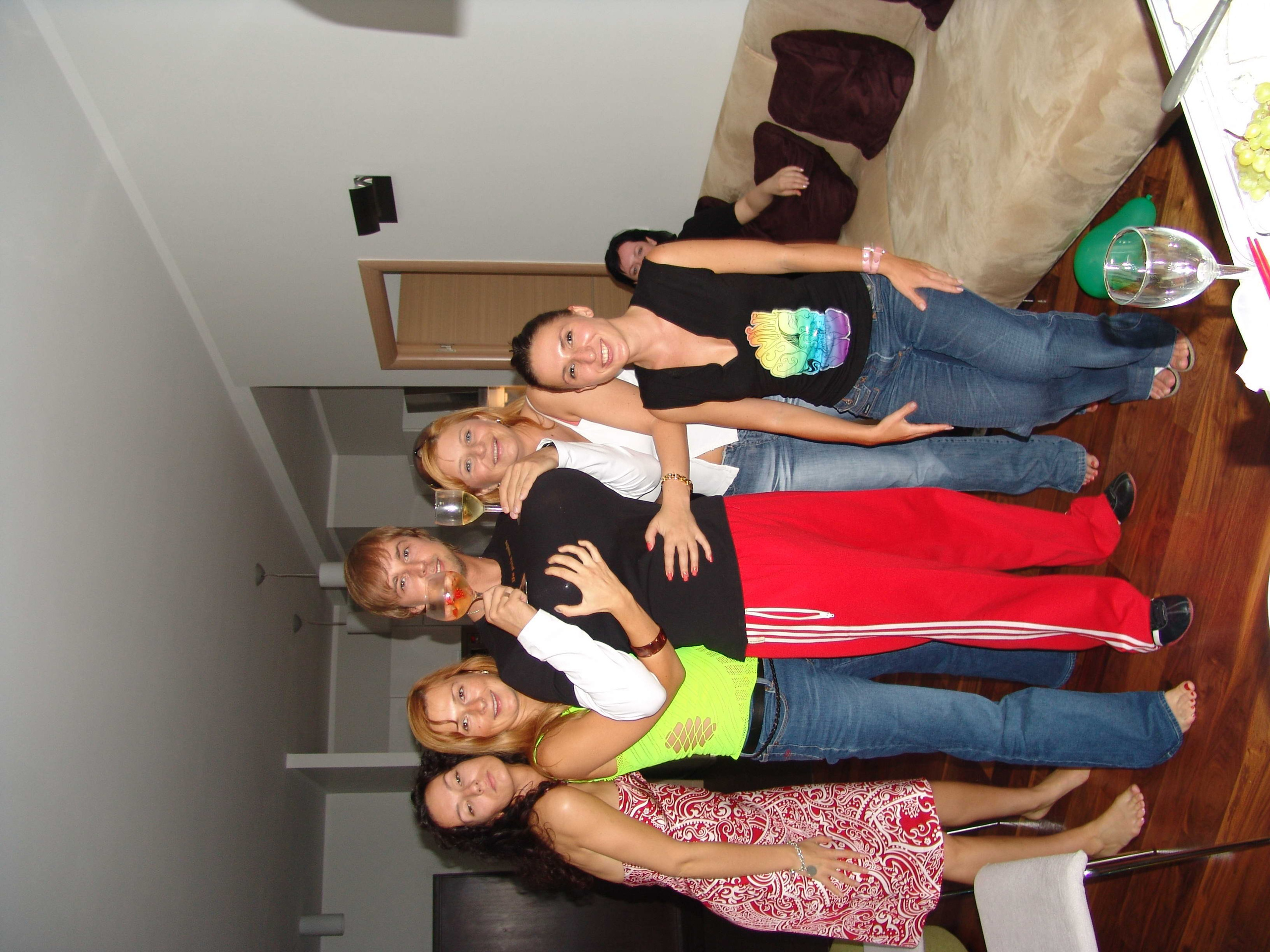 Улыбкина Канева. Заставка