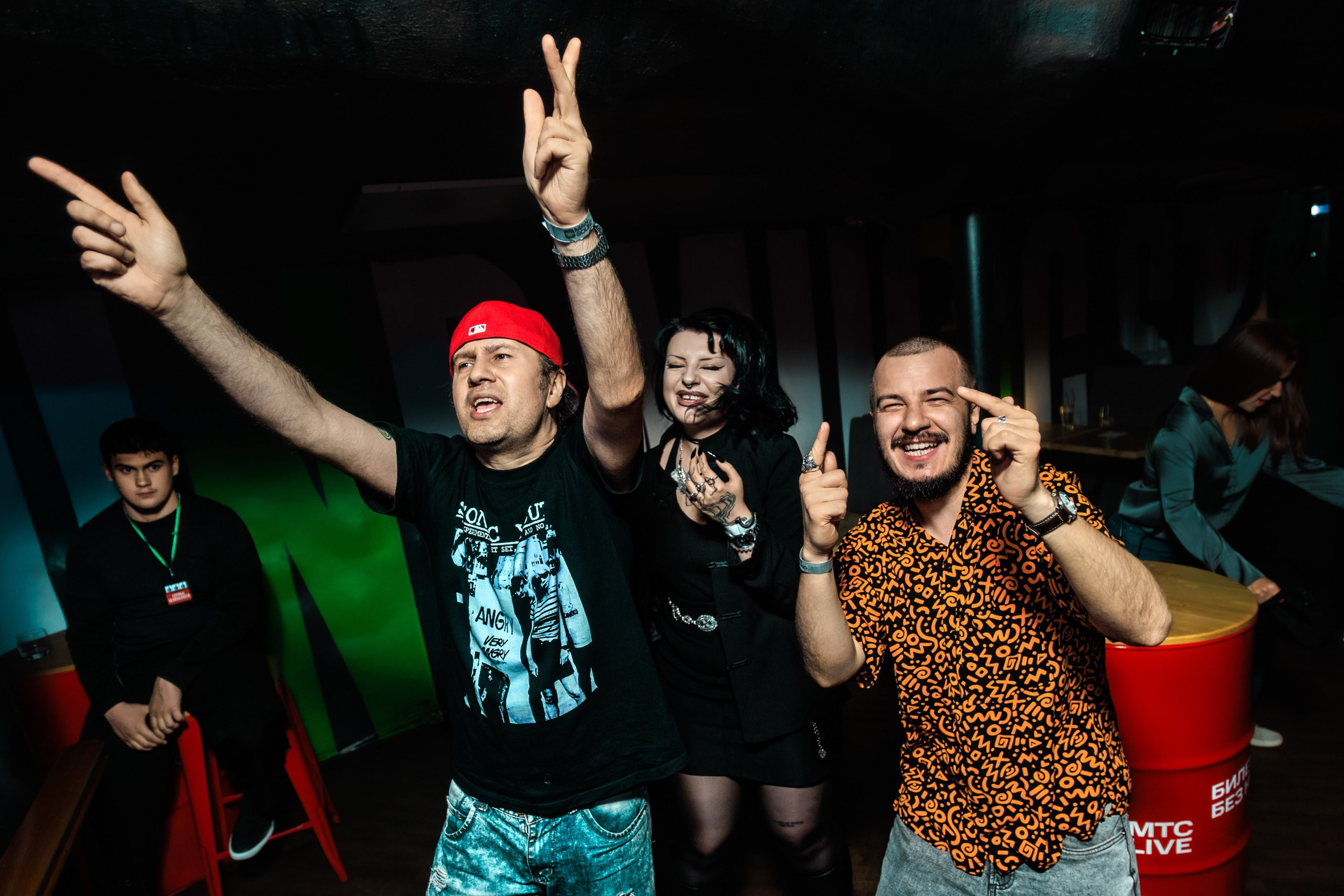 Юность. Репортажный фотограф Екатеринбург | Яркий, качественный репортаж | Концерты, клубы, репортаж, праздники, корпоративы