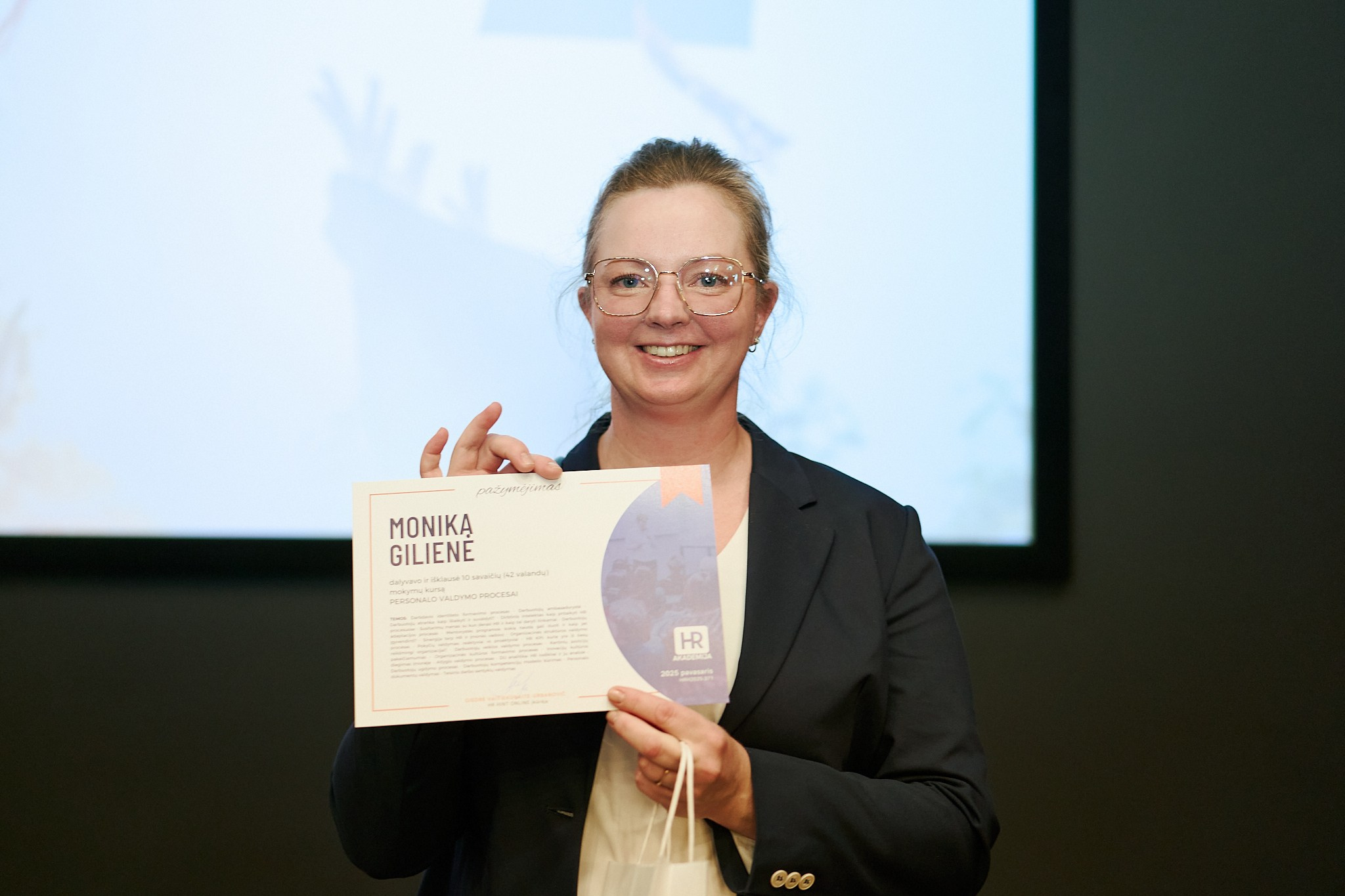 HR Hint Online. Photographer in Vilnius