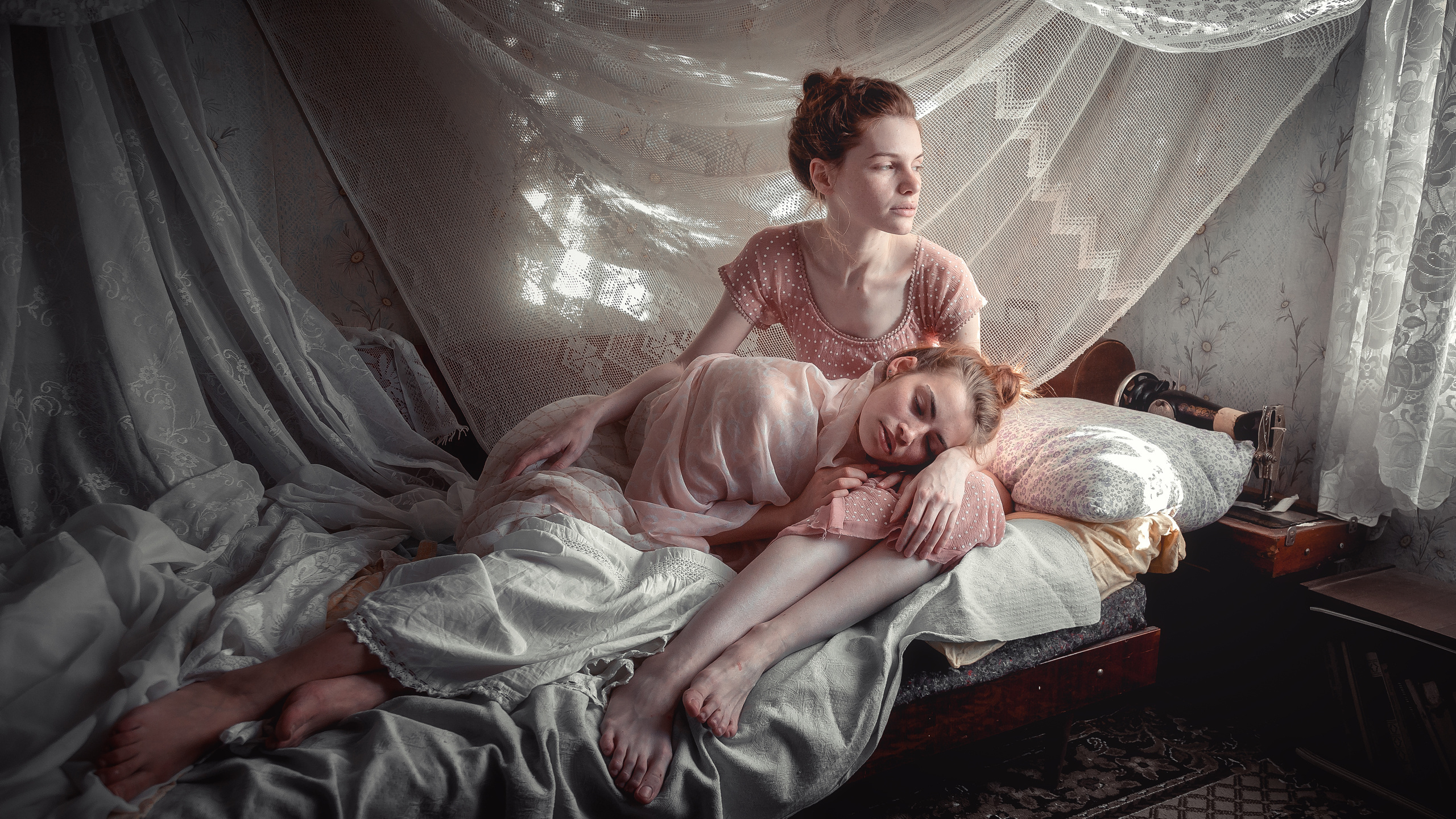 Классический художественный портрет девушек