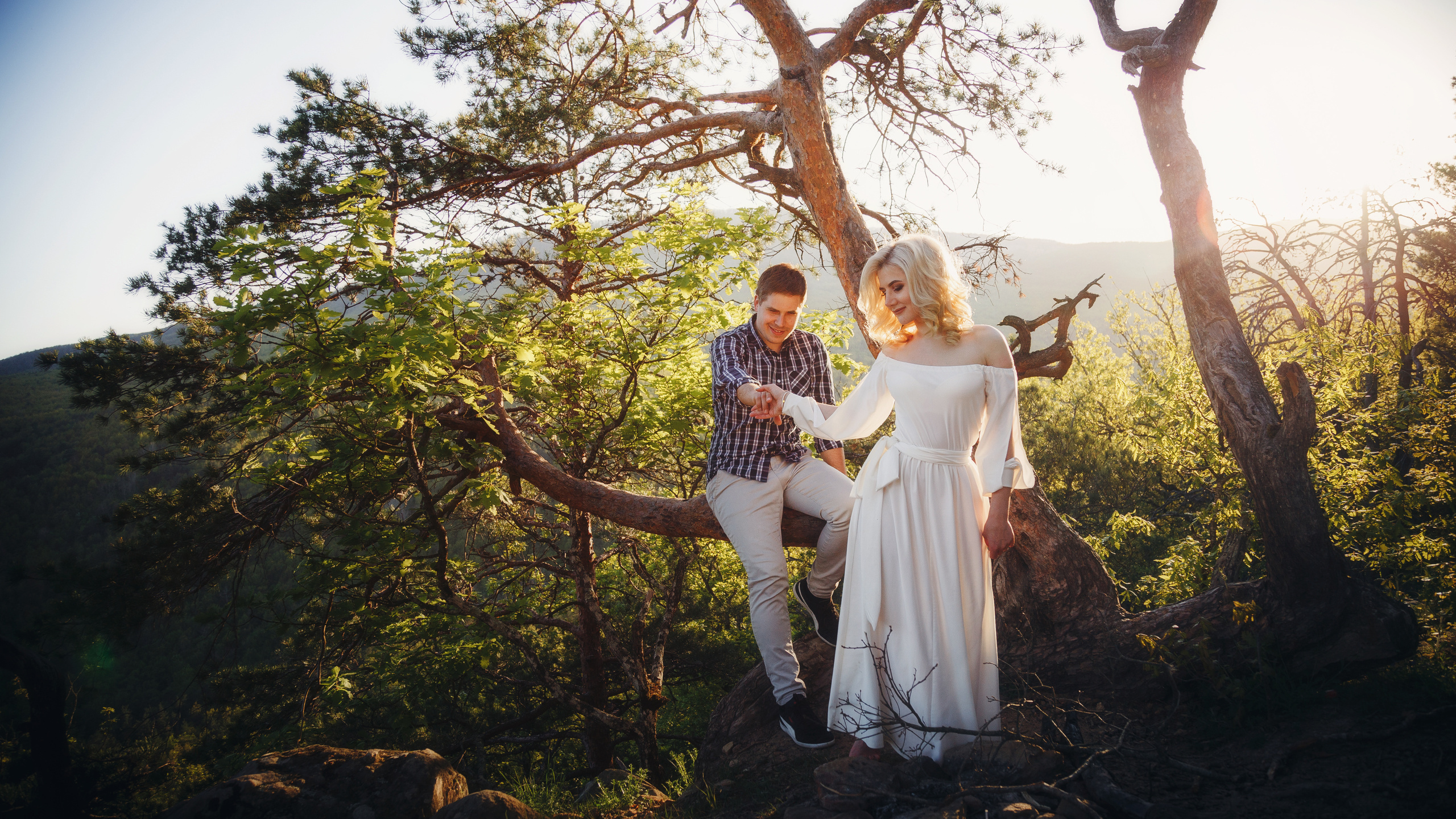Свадебная фотосьемка. Выездная love-story фотосессия.