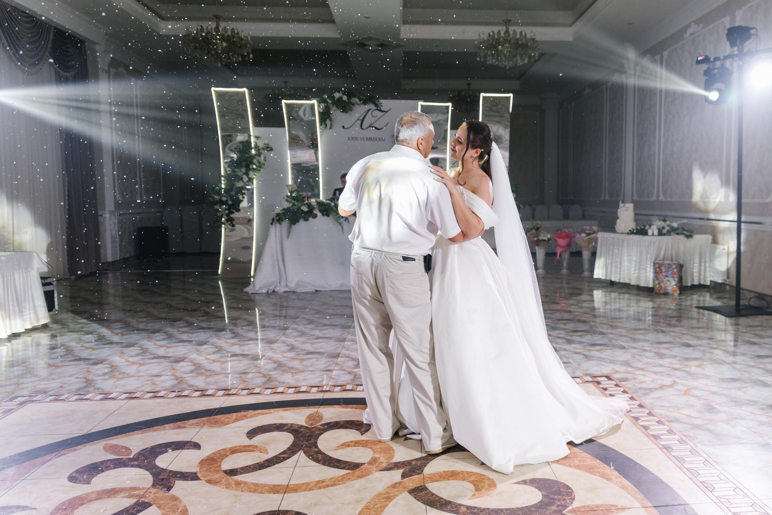 Захар и Ангелина. Свадебный фотограф в Пятигорске и КМВ Софья Аджикеримова