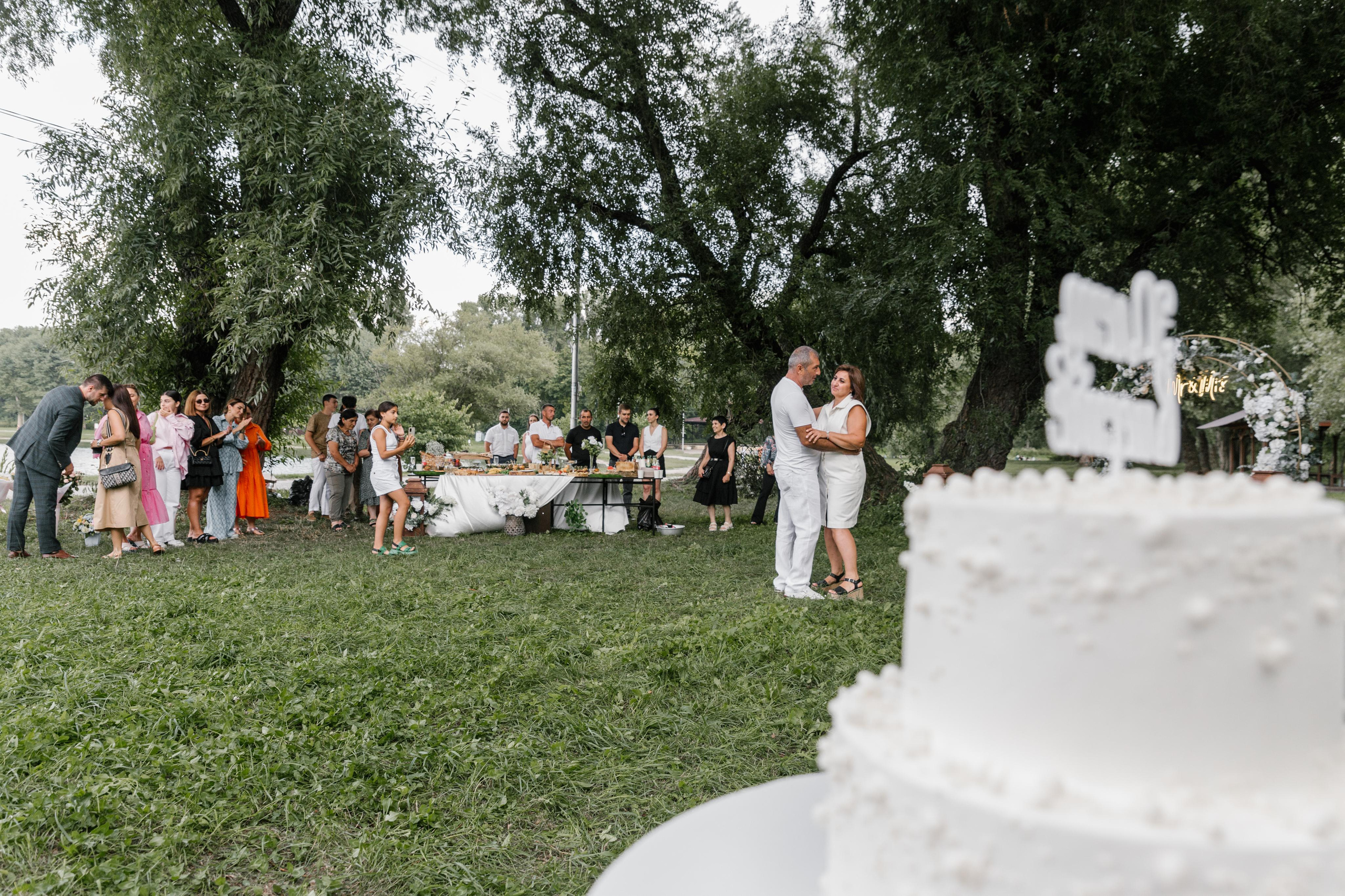 Сюрприз на 30 лет брака. Свадебный фотограф в Пятигорске и КМВ Софья Аджикеримова